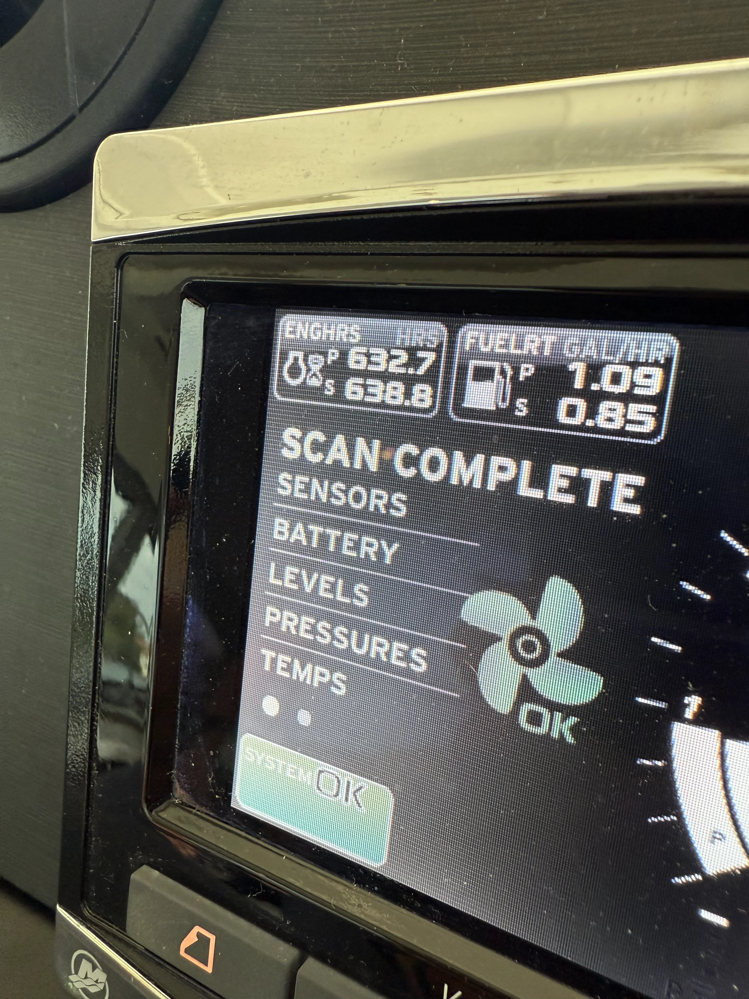 2018 Sea Ray 400 SUNDANCER Image Thumbnail #26