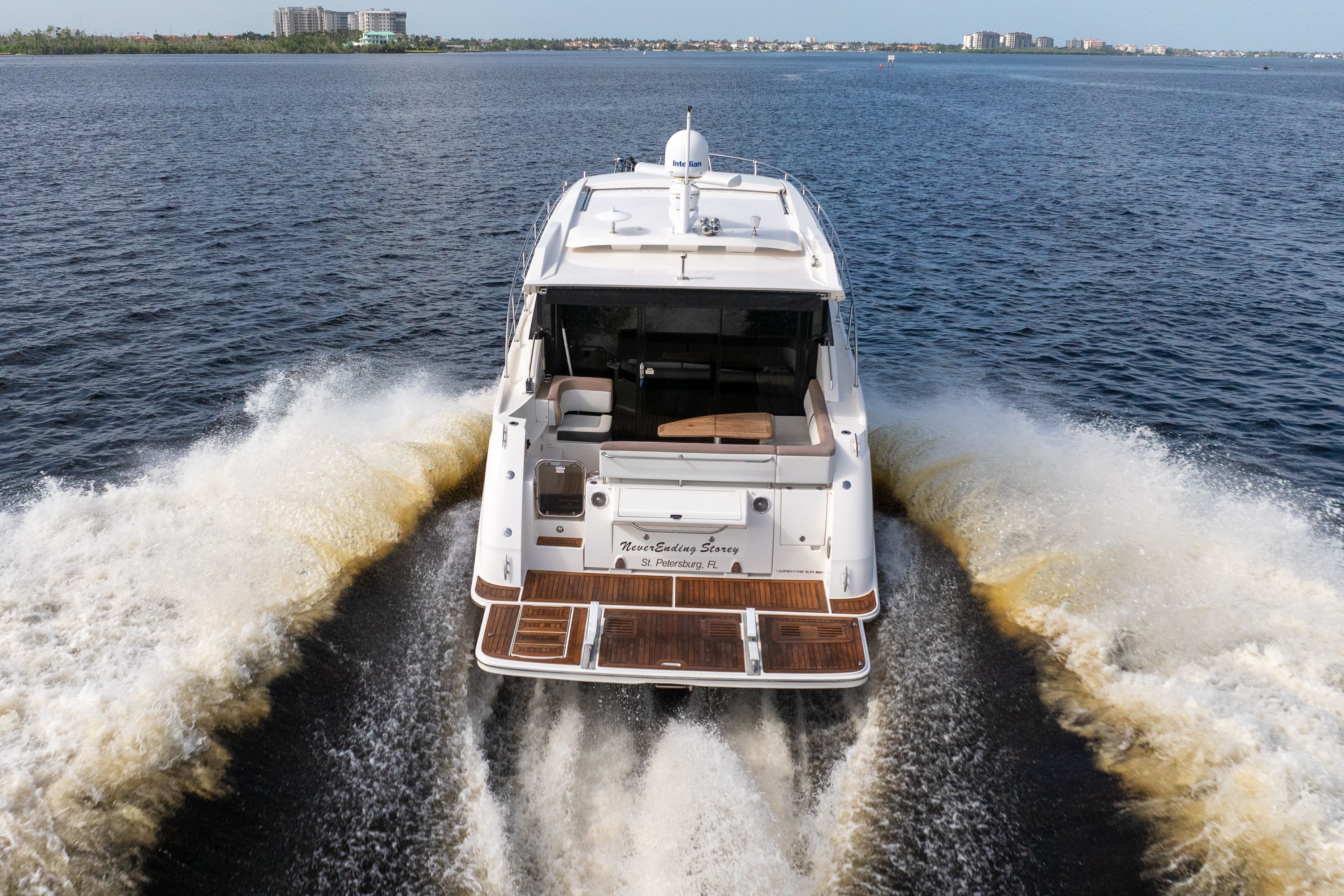 2018 Sea Ray 400 SUNDANCER Image Thumbnail #4