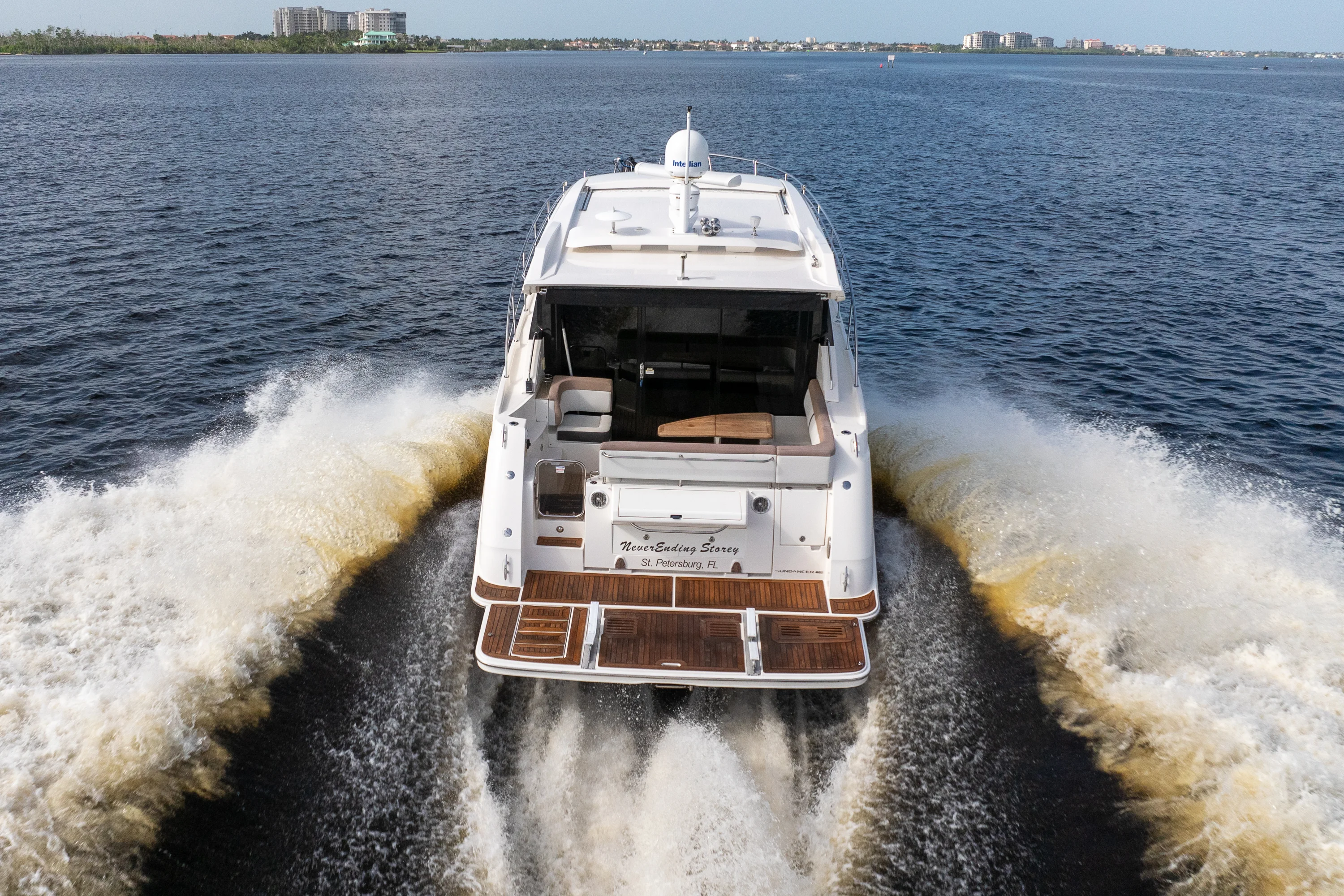 2018 Sea Ray 400 SUNDANCER Image Thumbnail #4