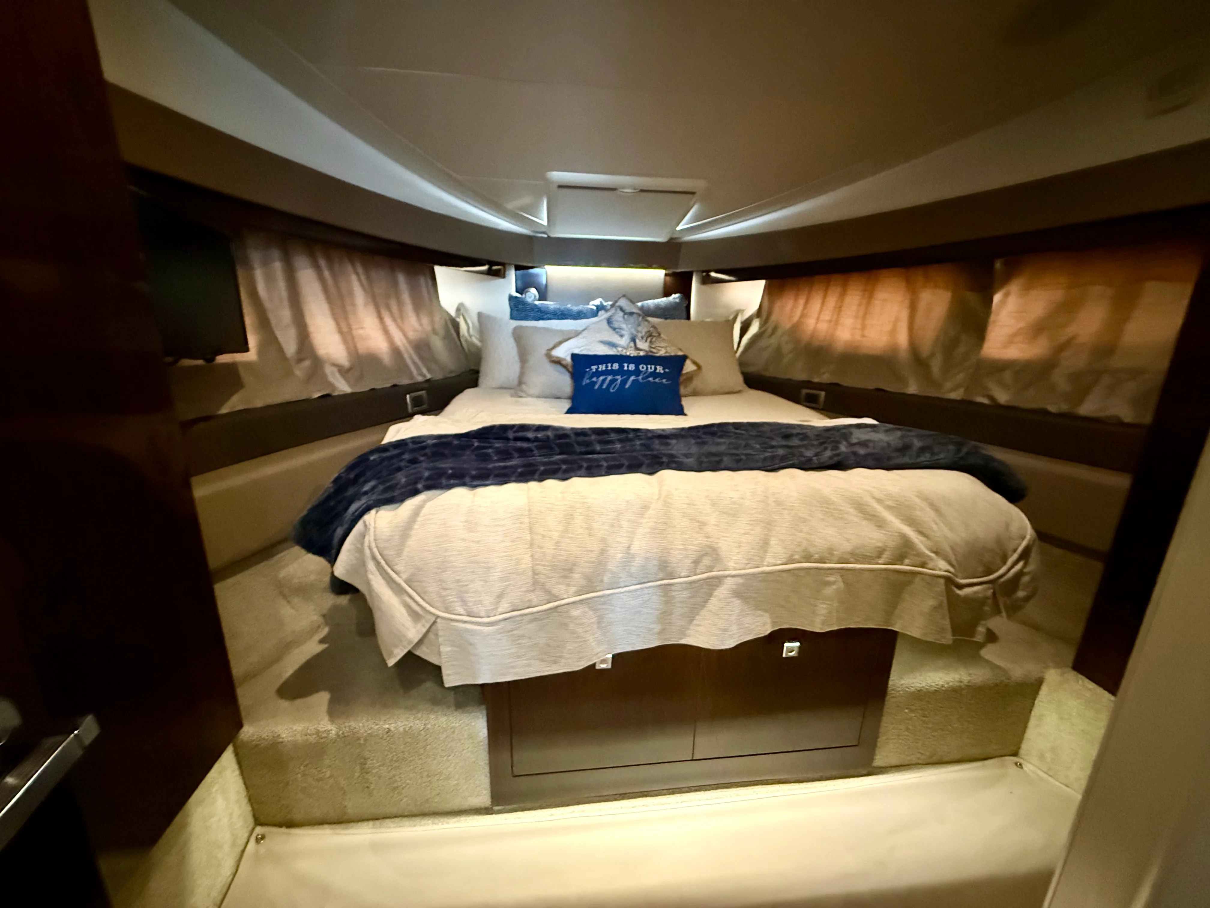 2018 Sea Ray 400 SUNDANCER Image Thumbnail #42