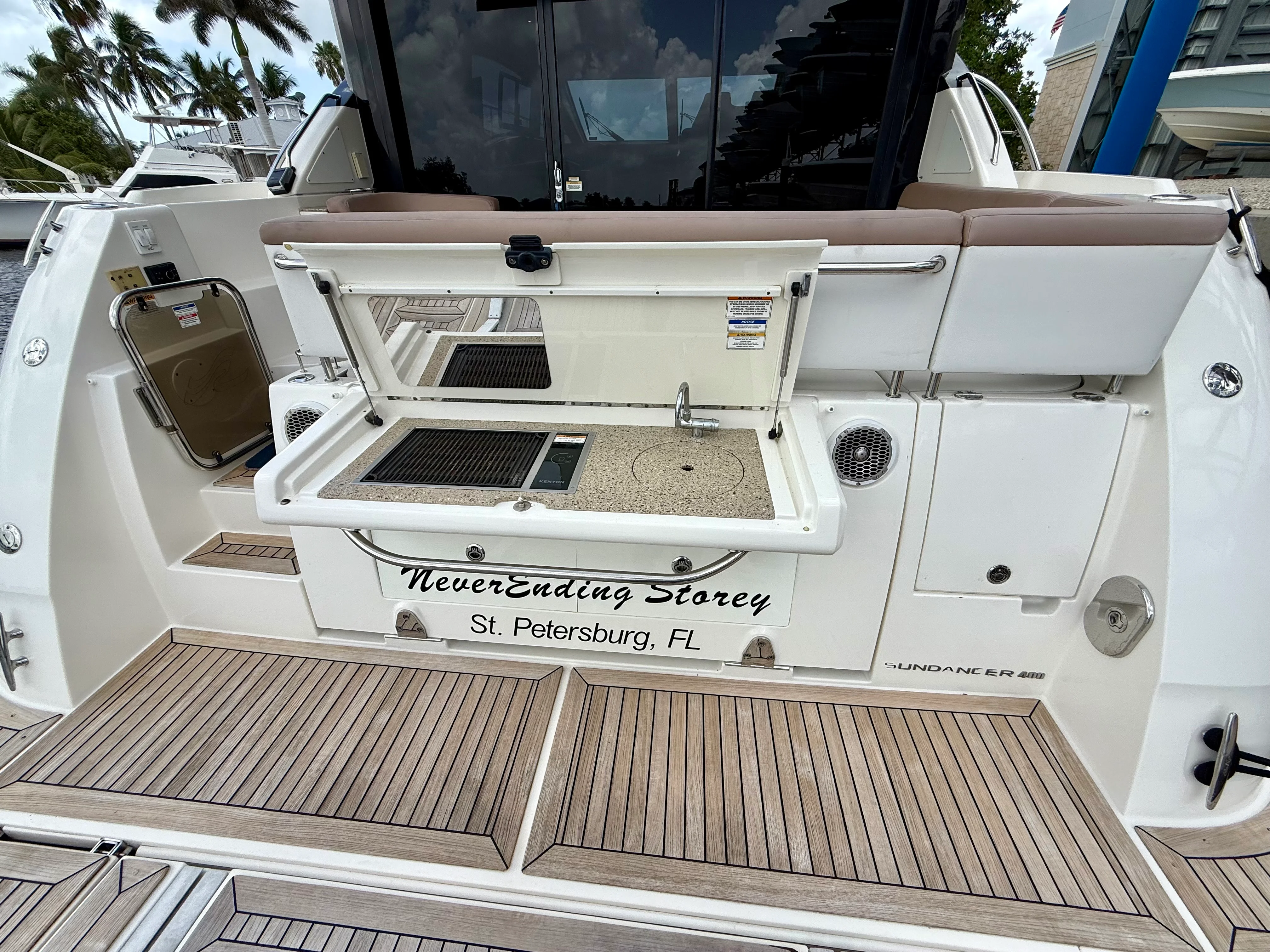 2018 Sea Ray 400 SUNDANCER Image Thumbnail #15