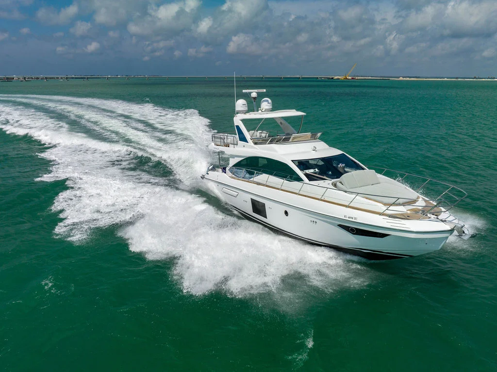 2022 Azimut 55 FLY Image Thumbnail #1