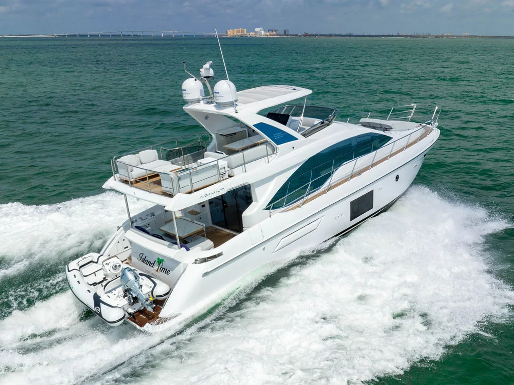 2022 Azimut 55 FLY Image Thumbnail #2