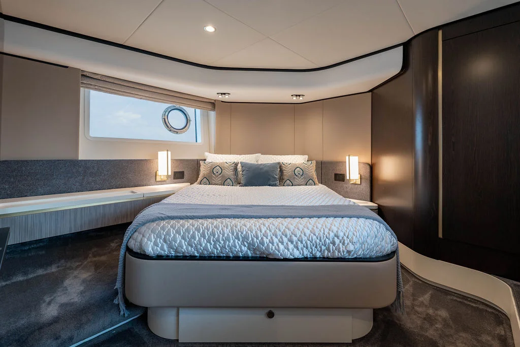 2022 Azimut 55 FLY Image Thumbnail #20