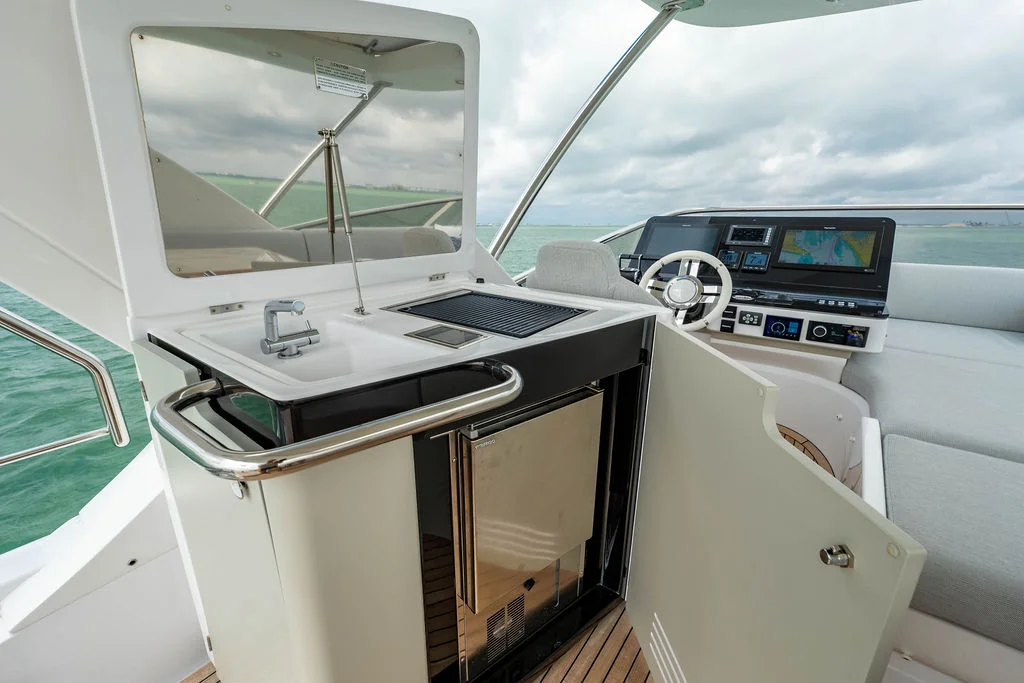 2022 Azimut 55 FLY Image Thumbnail #37