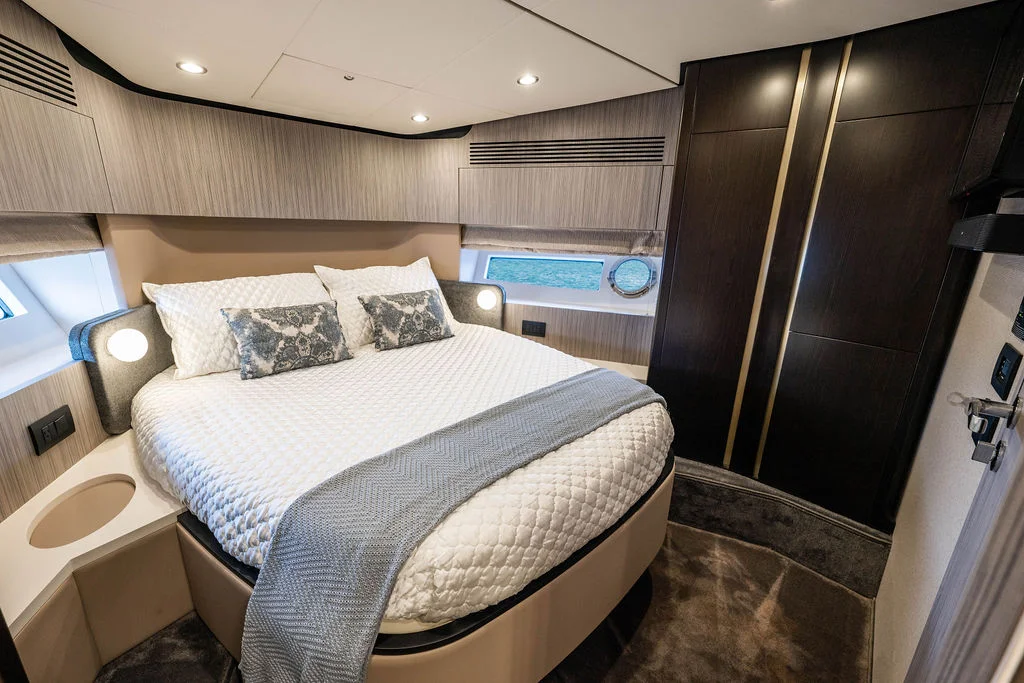 2022 Azimut 55 FLY Image Thumbnail #25