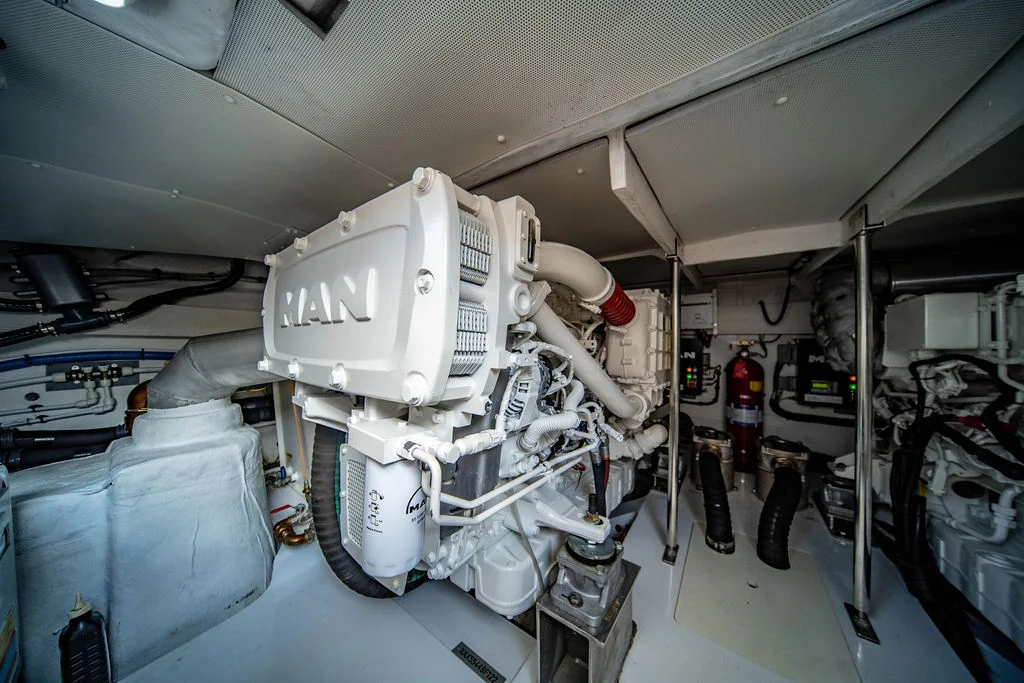 2022 Azimut 55 FLY Image Thumbnail #63
