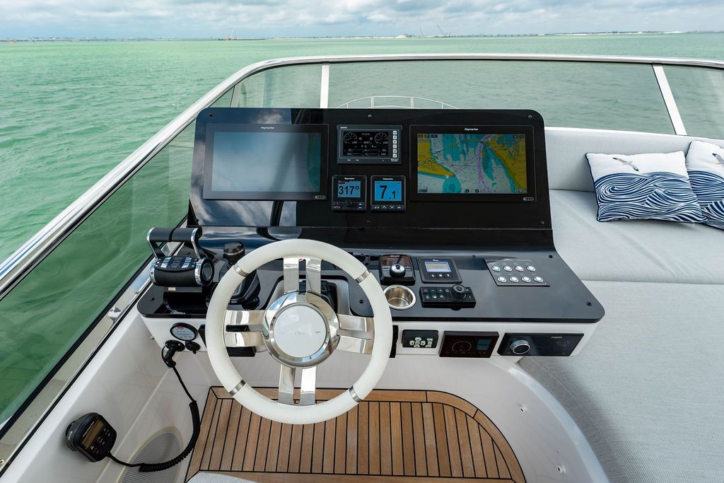 2022 Azimut 55 FLY Image Thumbnail #11