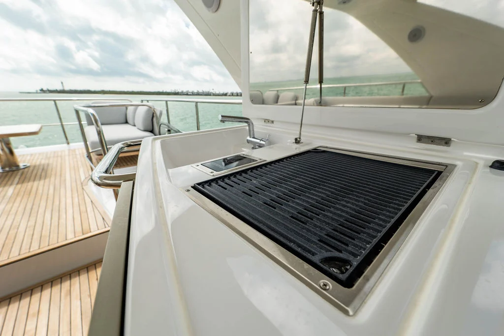 2022 Azimut 55 FLY Image Thumbnail #32