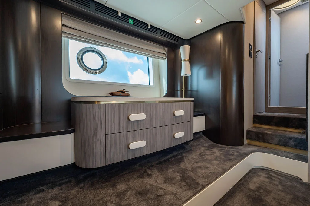 2022 Azimut 55 FLY Image Thumbnail #51
