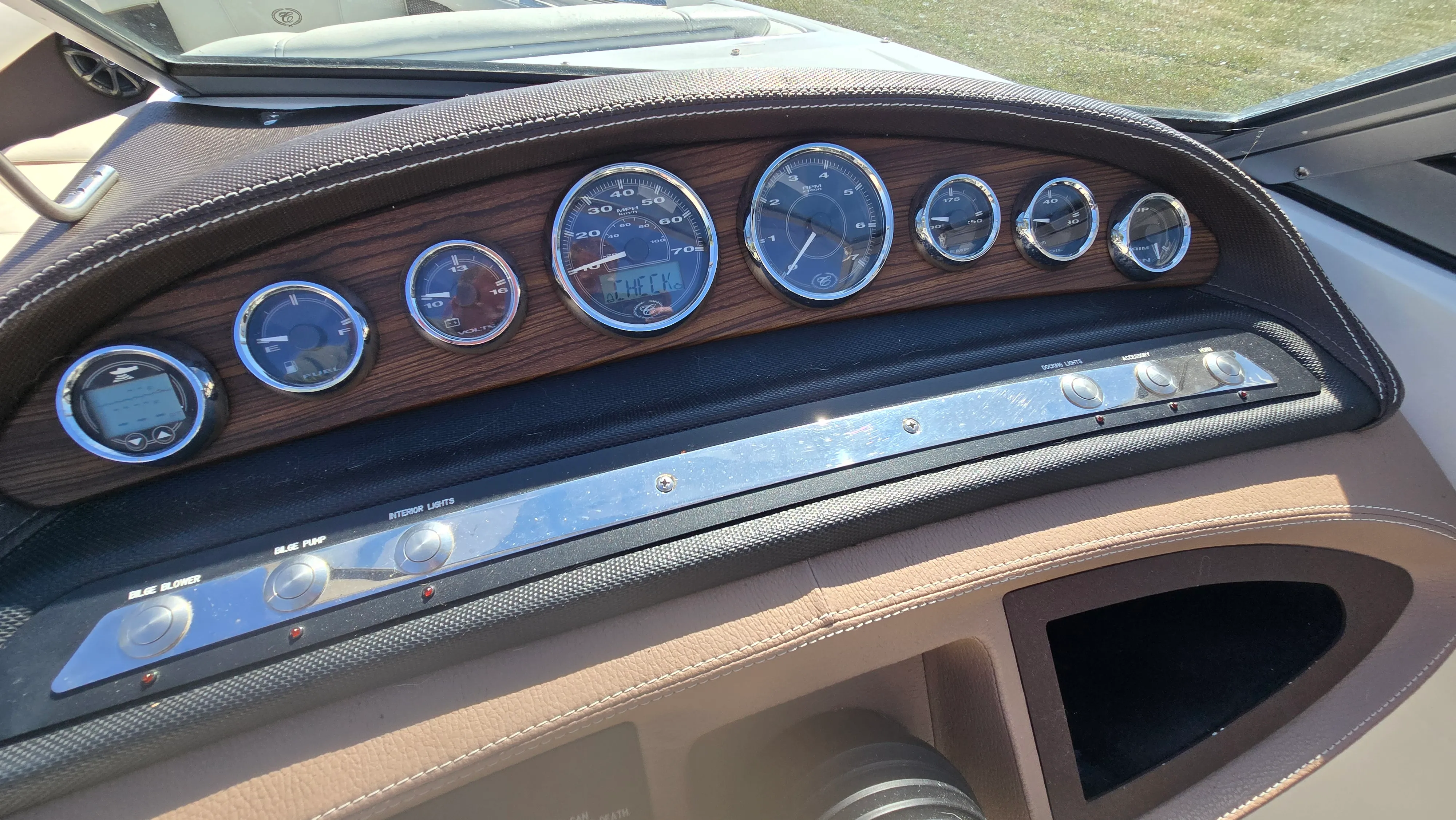 2013 Cobalt 210 Image Thumbnail #12