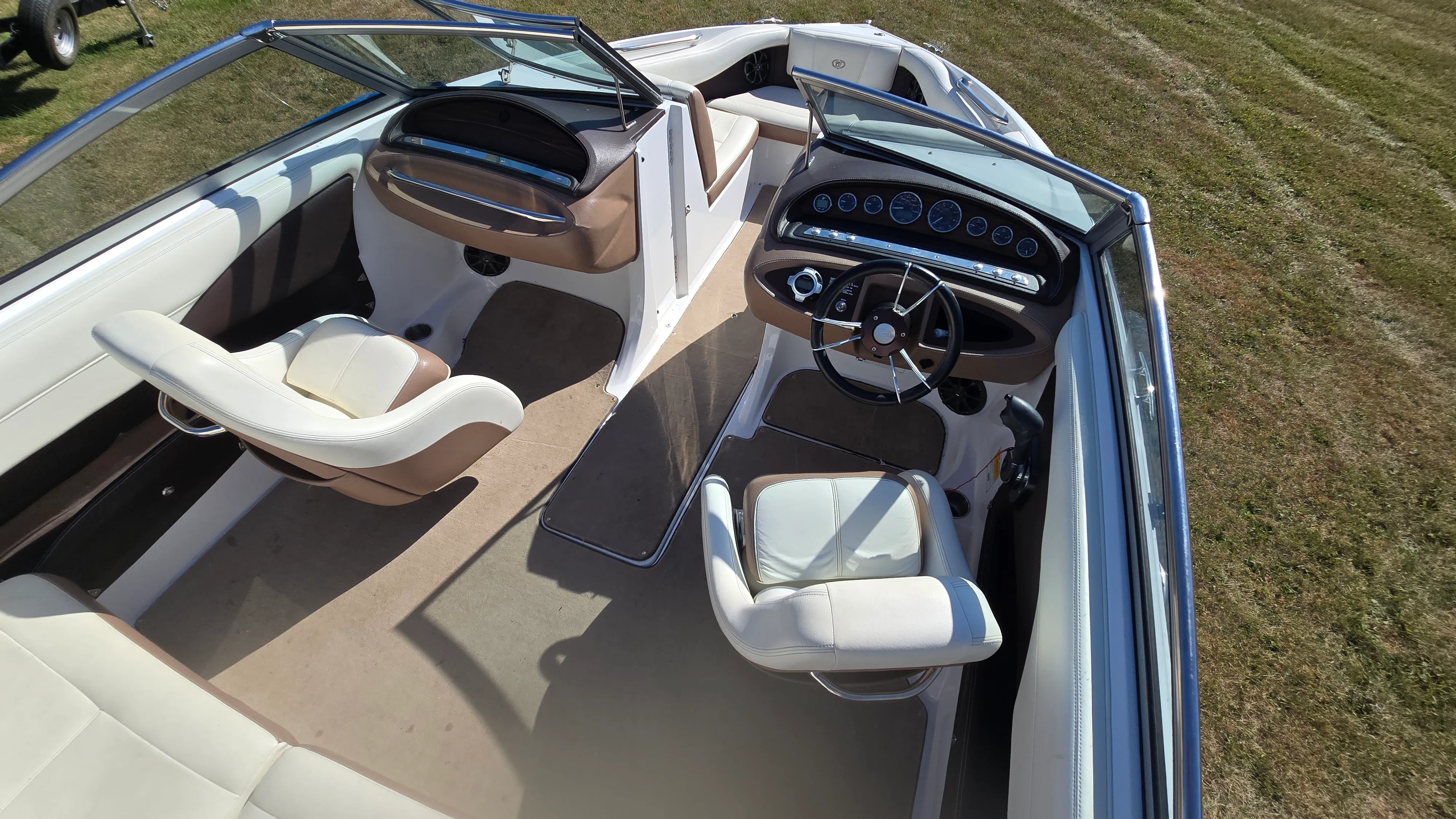 2013 Cobalt 210 Image Thumbnail #9