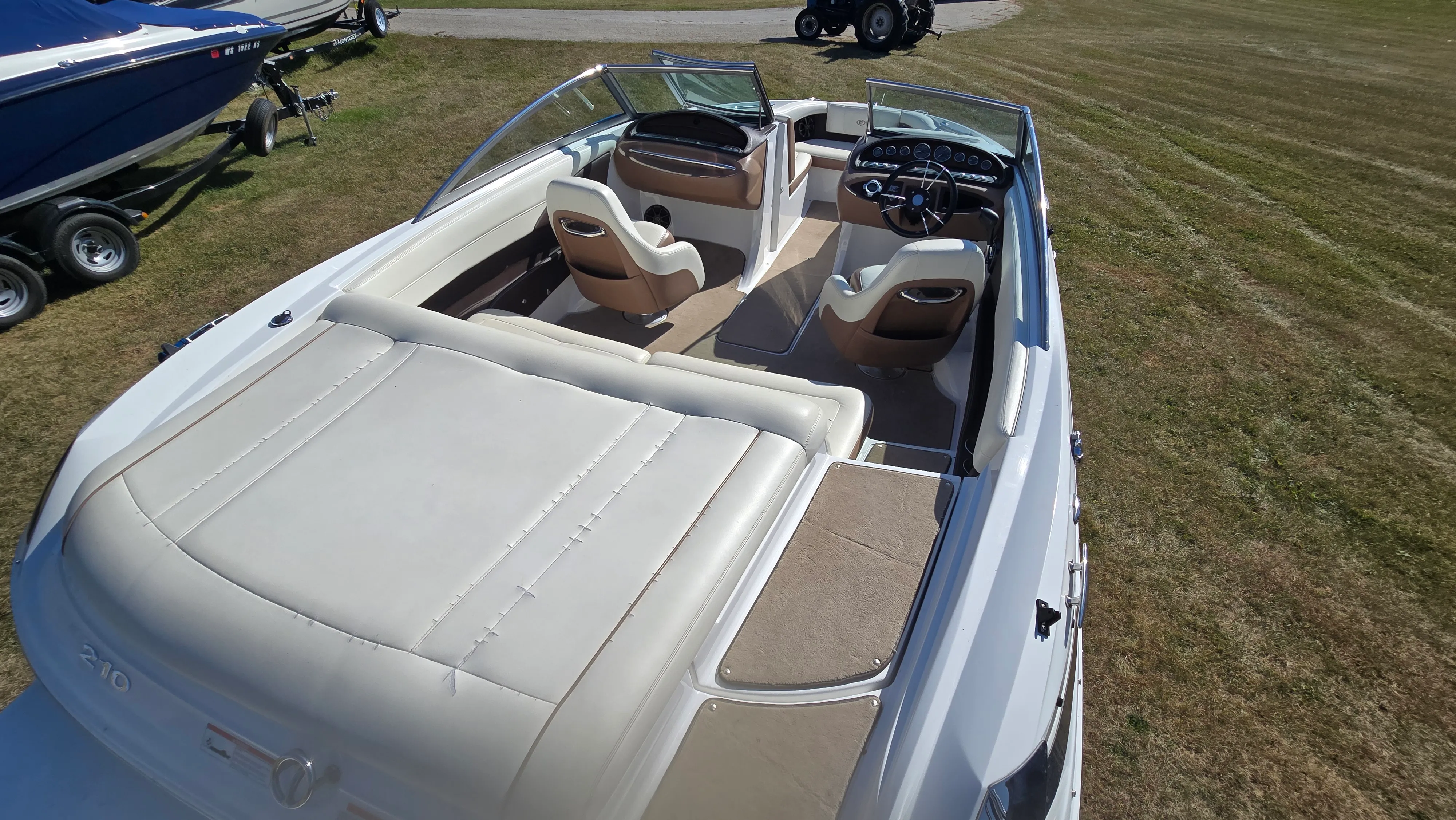 2013 Cobalt 210 Image Thumbnail #8