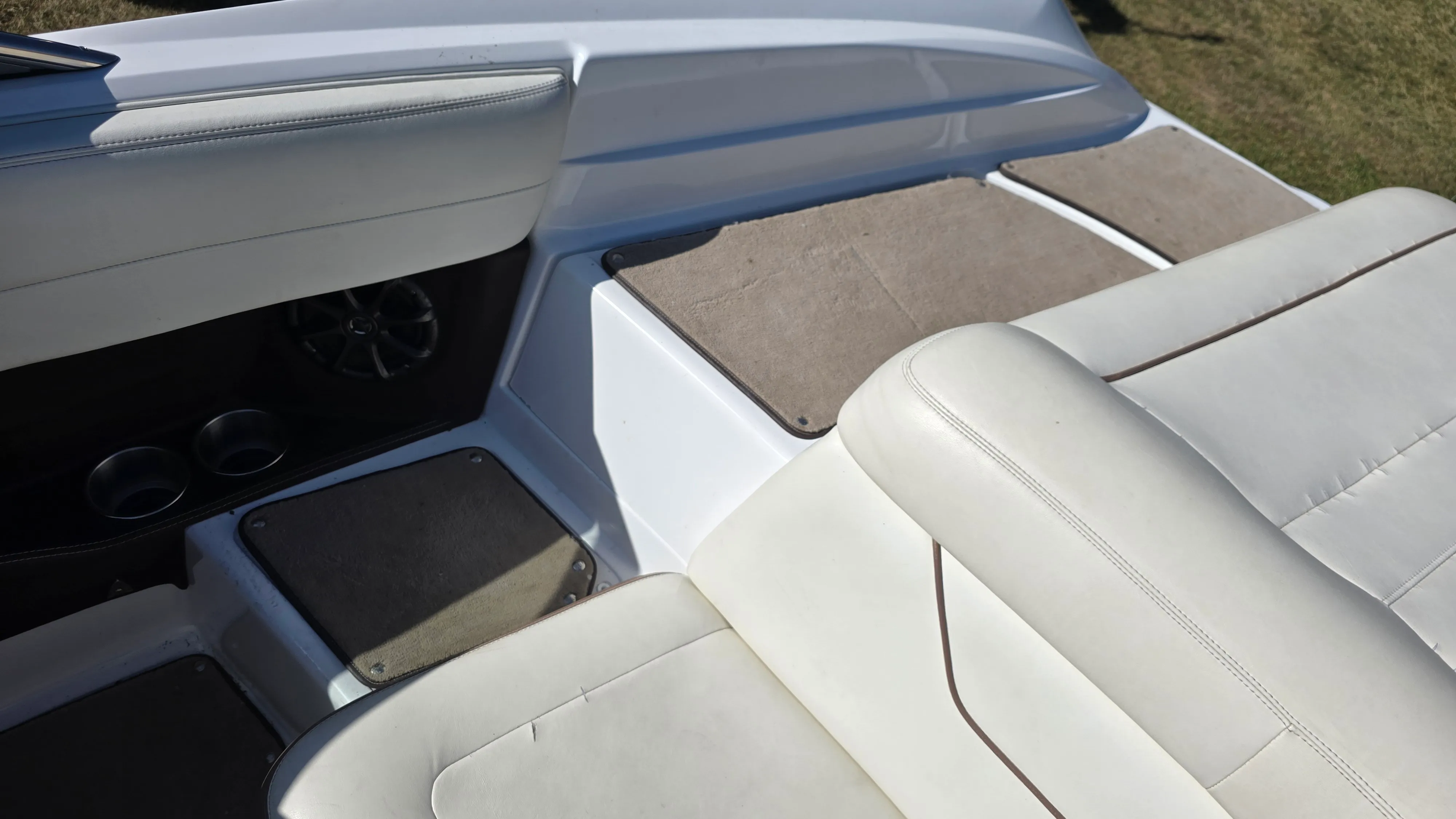 2013 Cobalt 210 Image Thumbnail #23