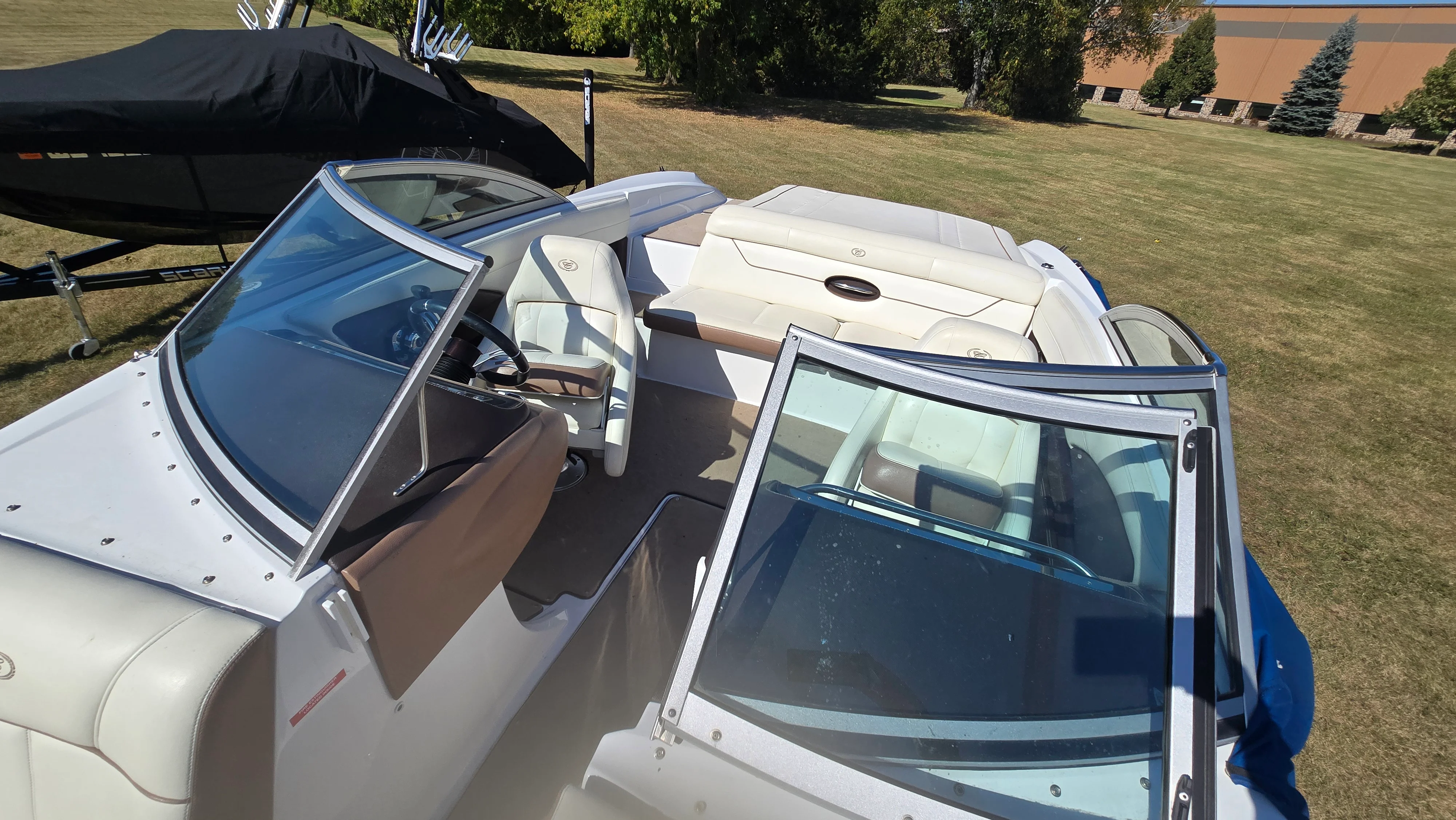 2013 Cobalt 210 Image Thumbnail #10