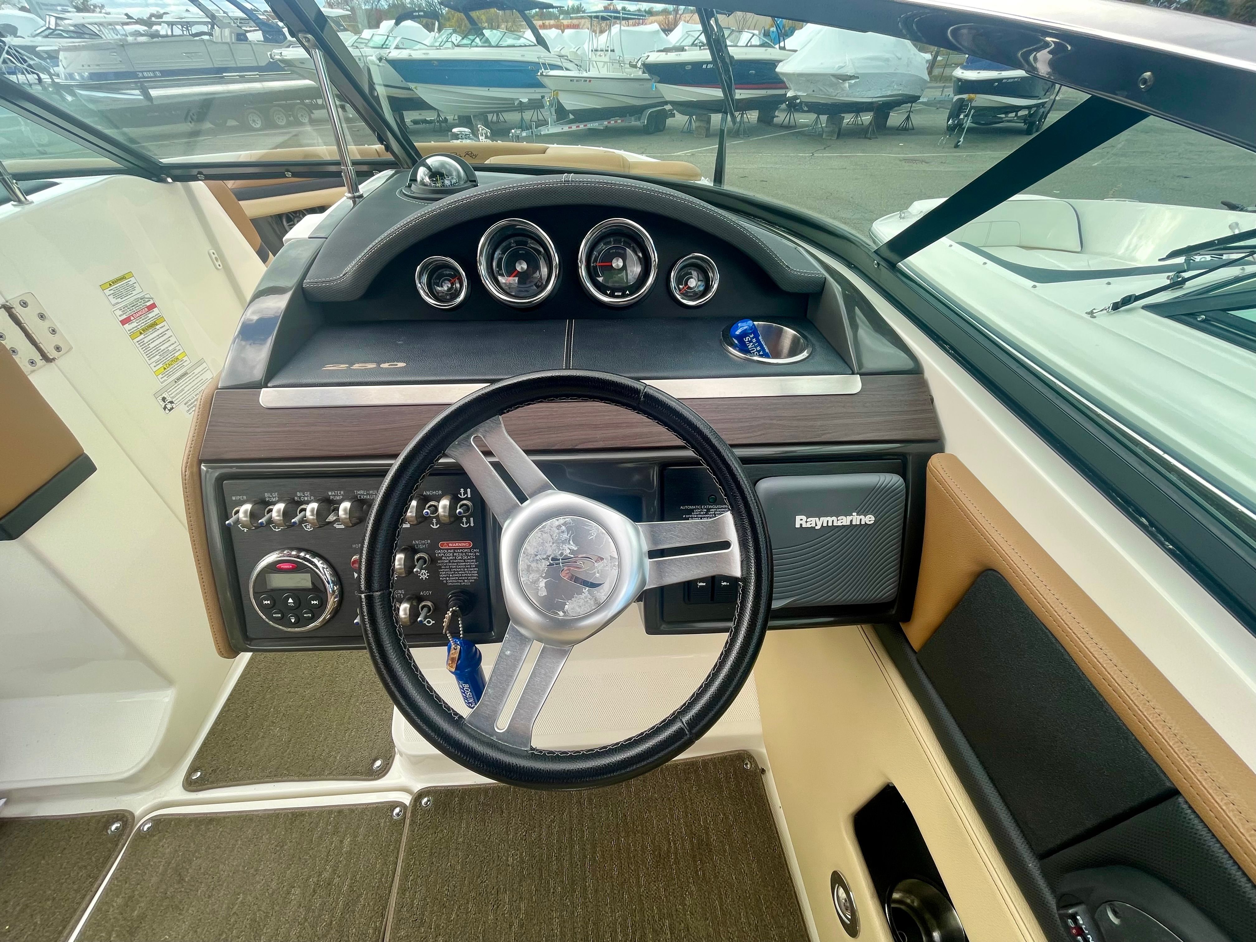 2014 Sea Ray 250 SLX Image Thumbnail #13