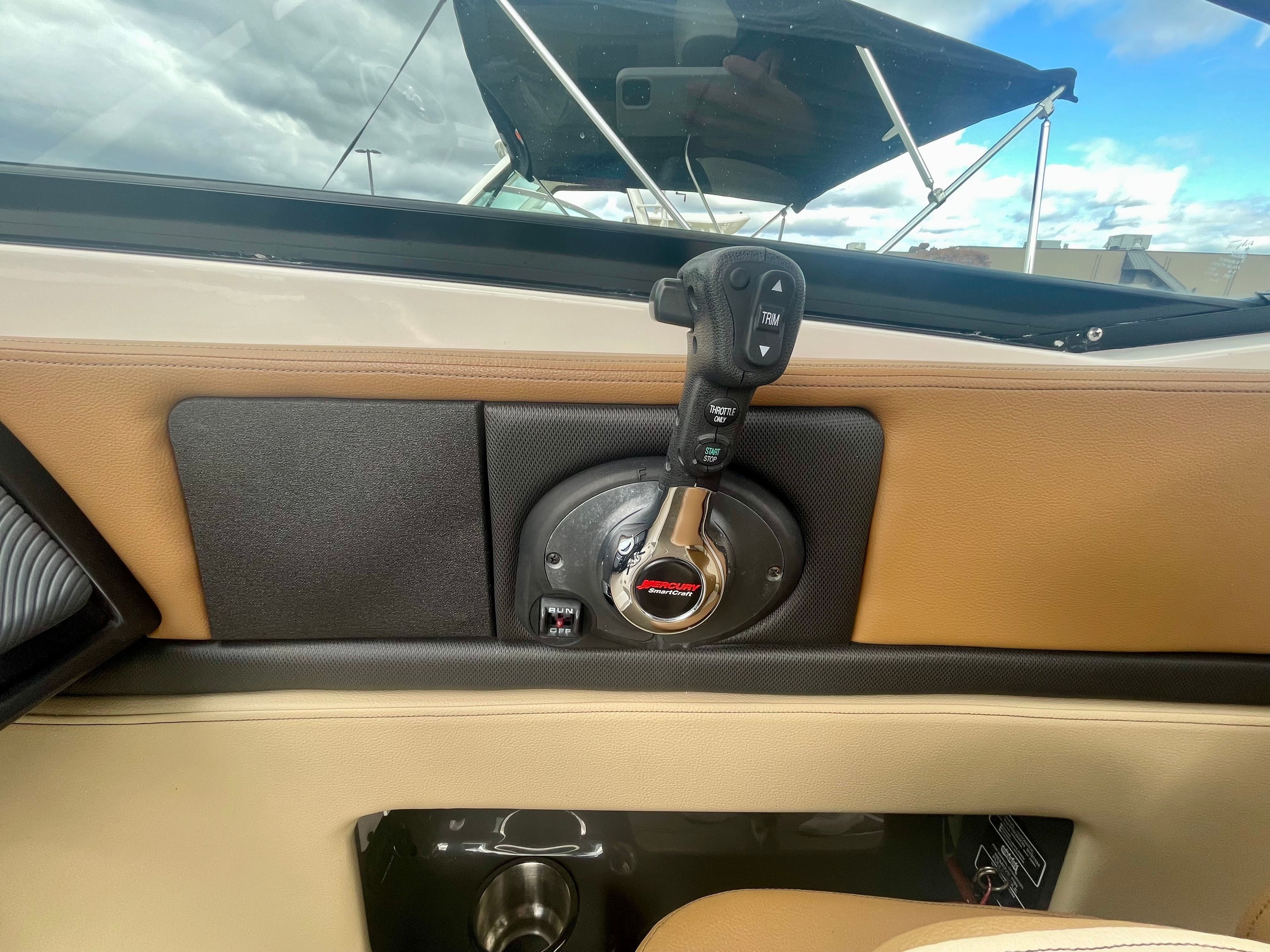 2014 Sea Ray 250 SLX Image Thumbnail #12