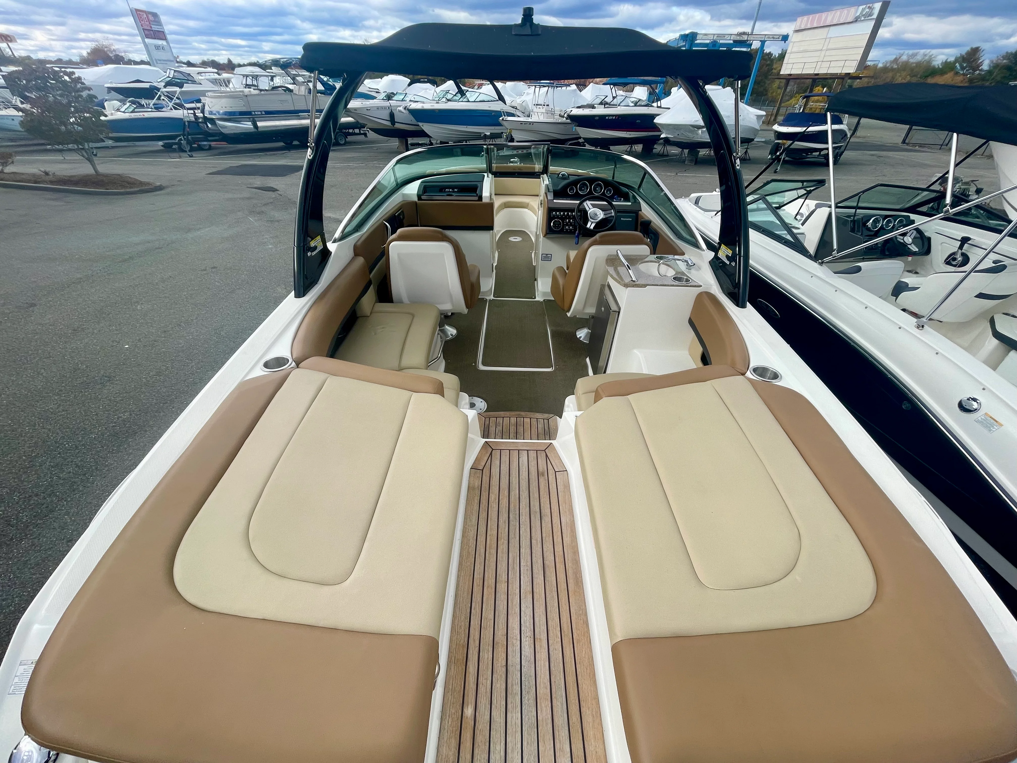 2014 Sea Ray 250 SLX Image Thumbnail #3