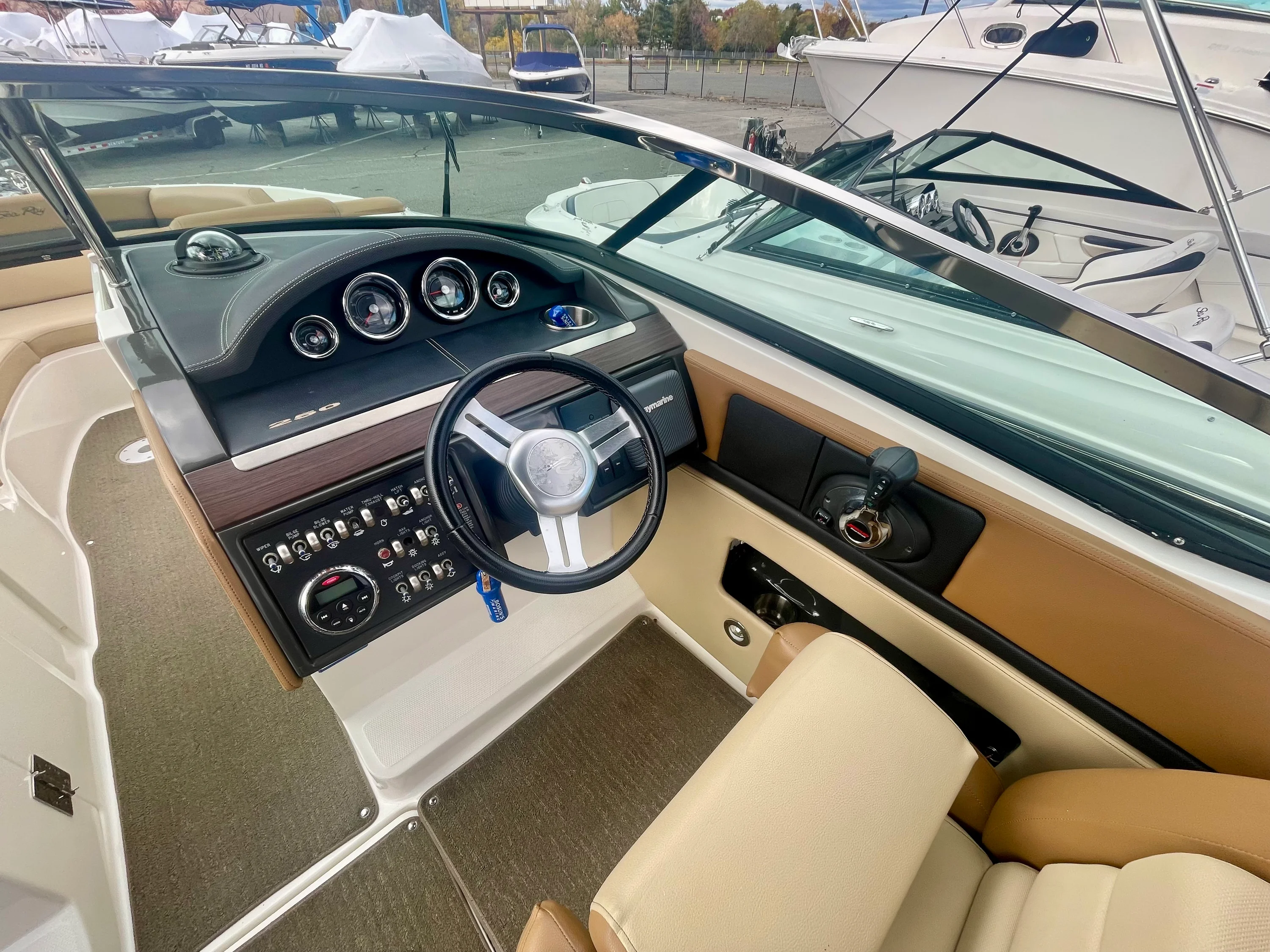 2014 Sea Ray 250 SLX Image Thumbnail #11