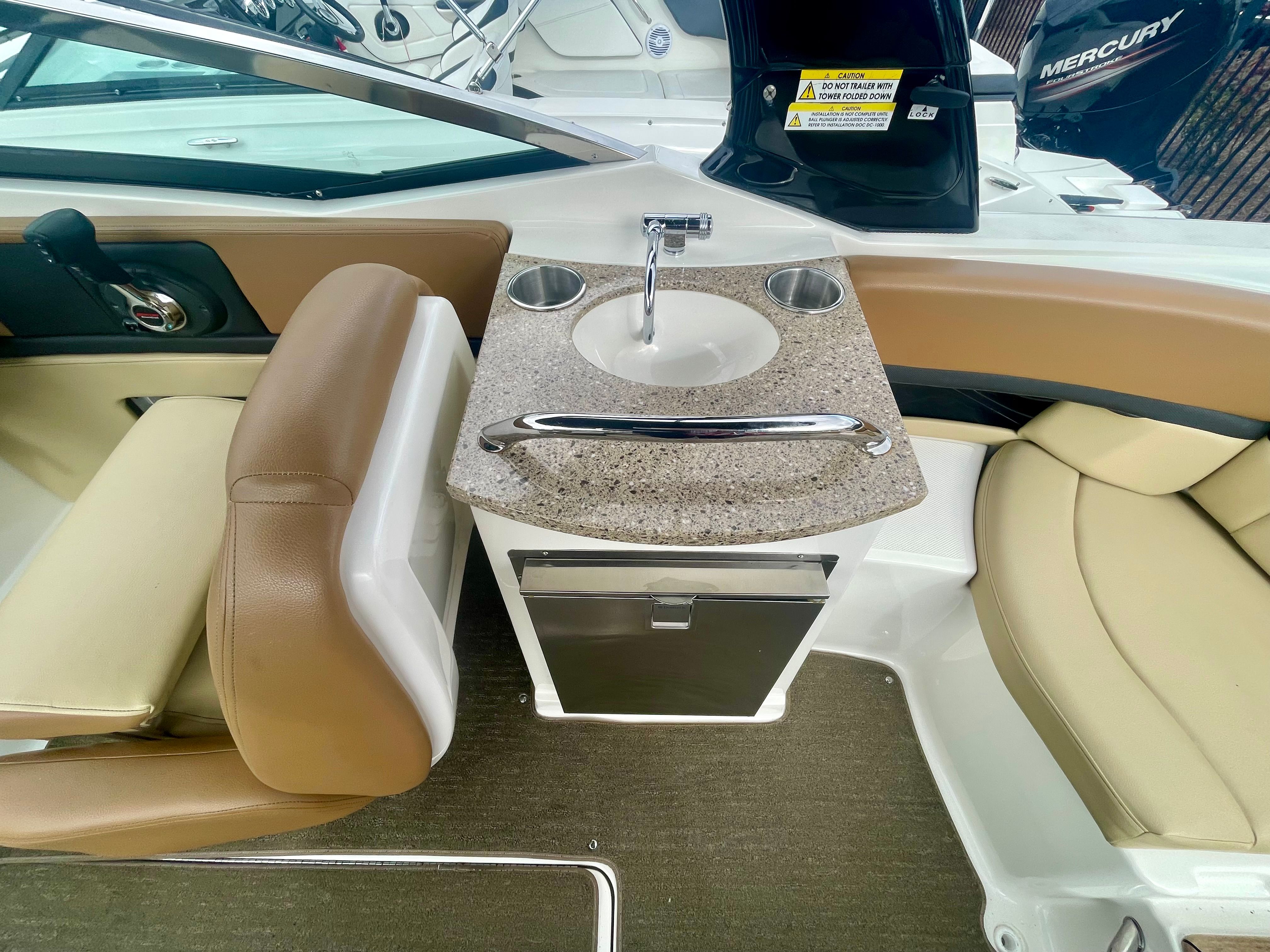 2014 Sea Ray 250 SLX Image Thumbnail #8