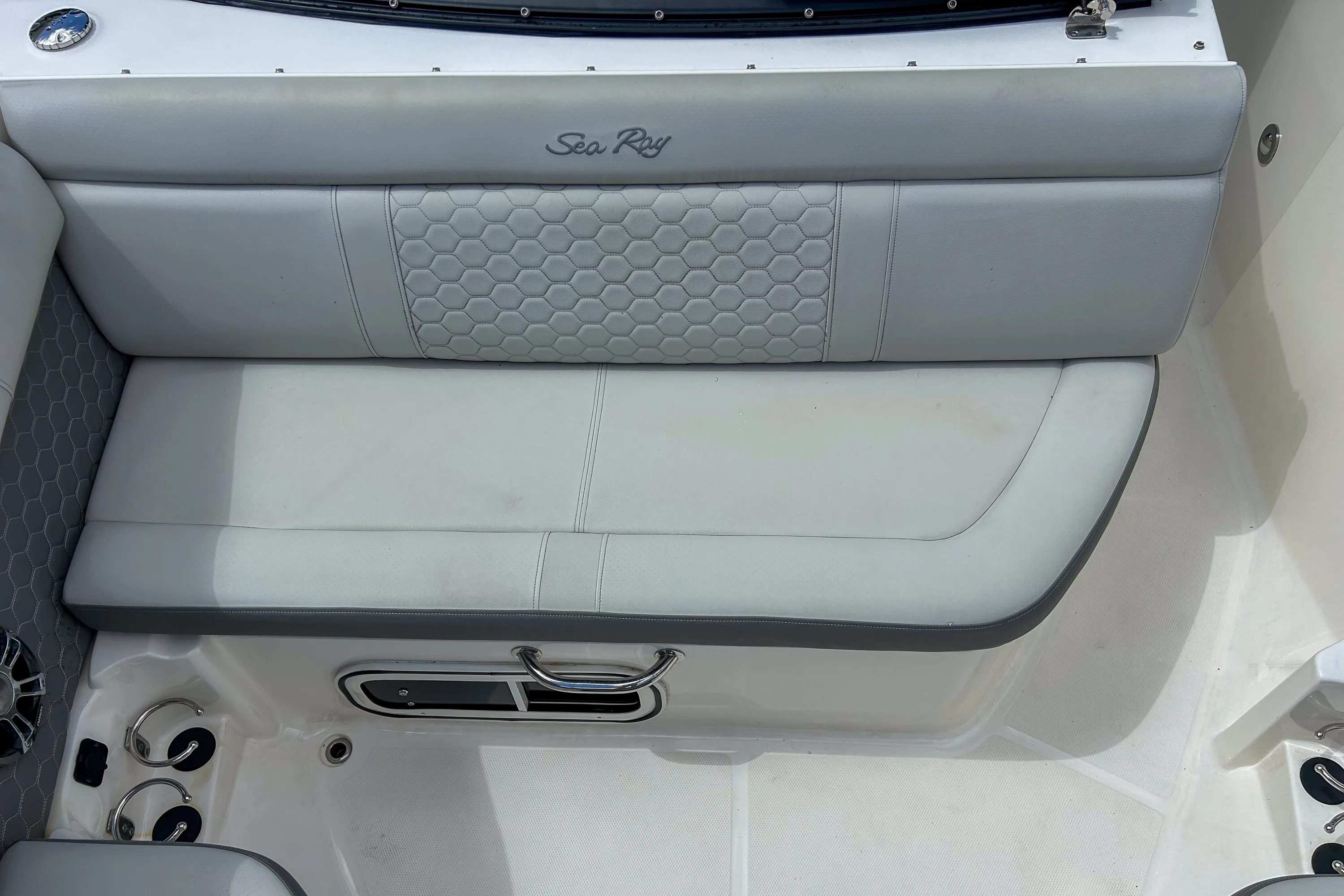 2021 Sea Ray 250 SDX OUTBOARD Image Thumbnail #15