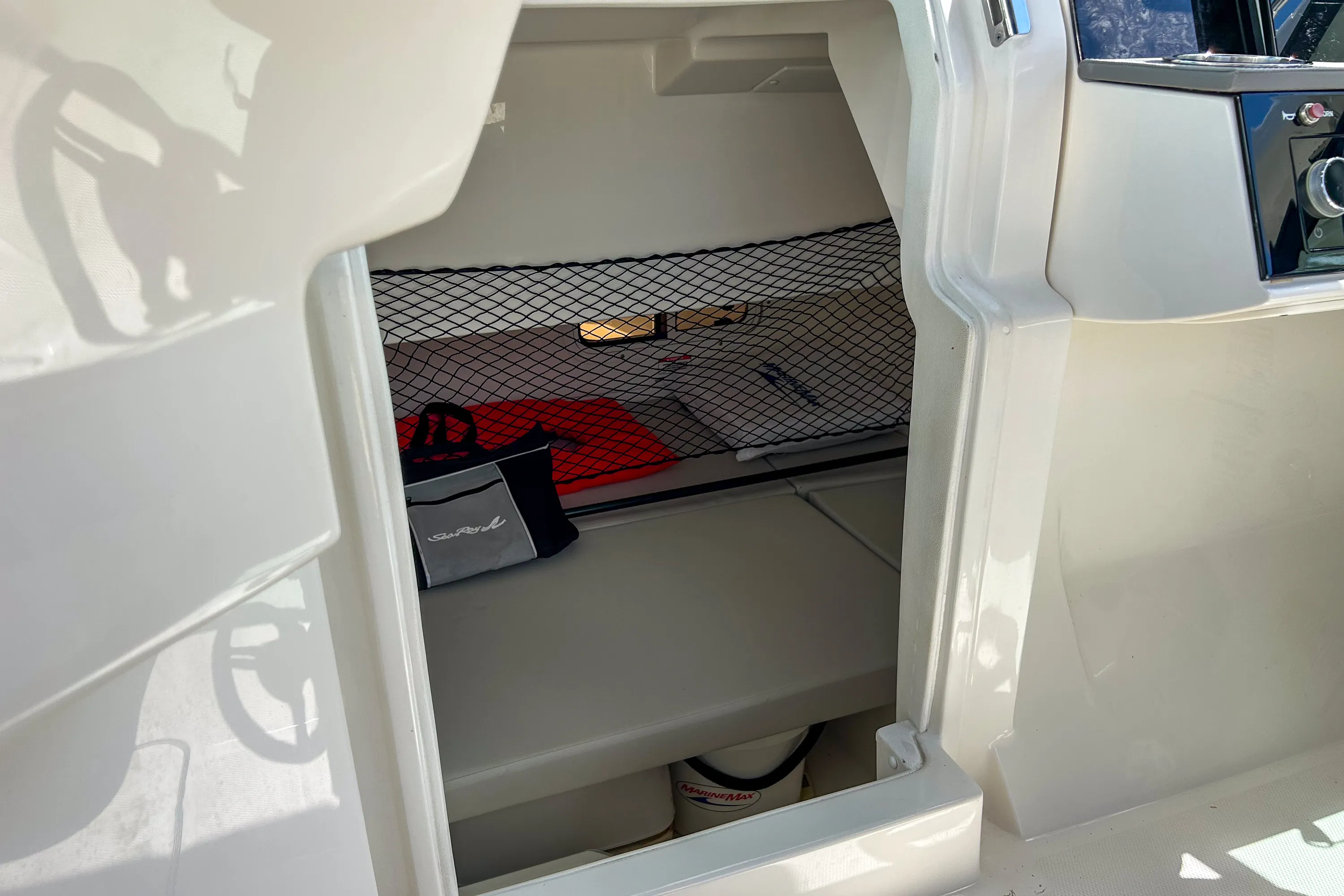 2021 Sea Ray 250 SDX OUTBOARD Image Thumbnail #22