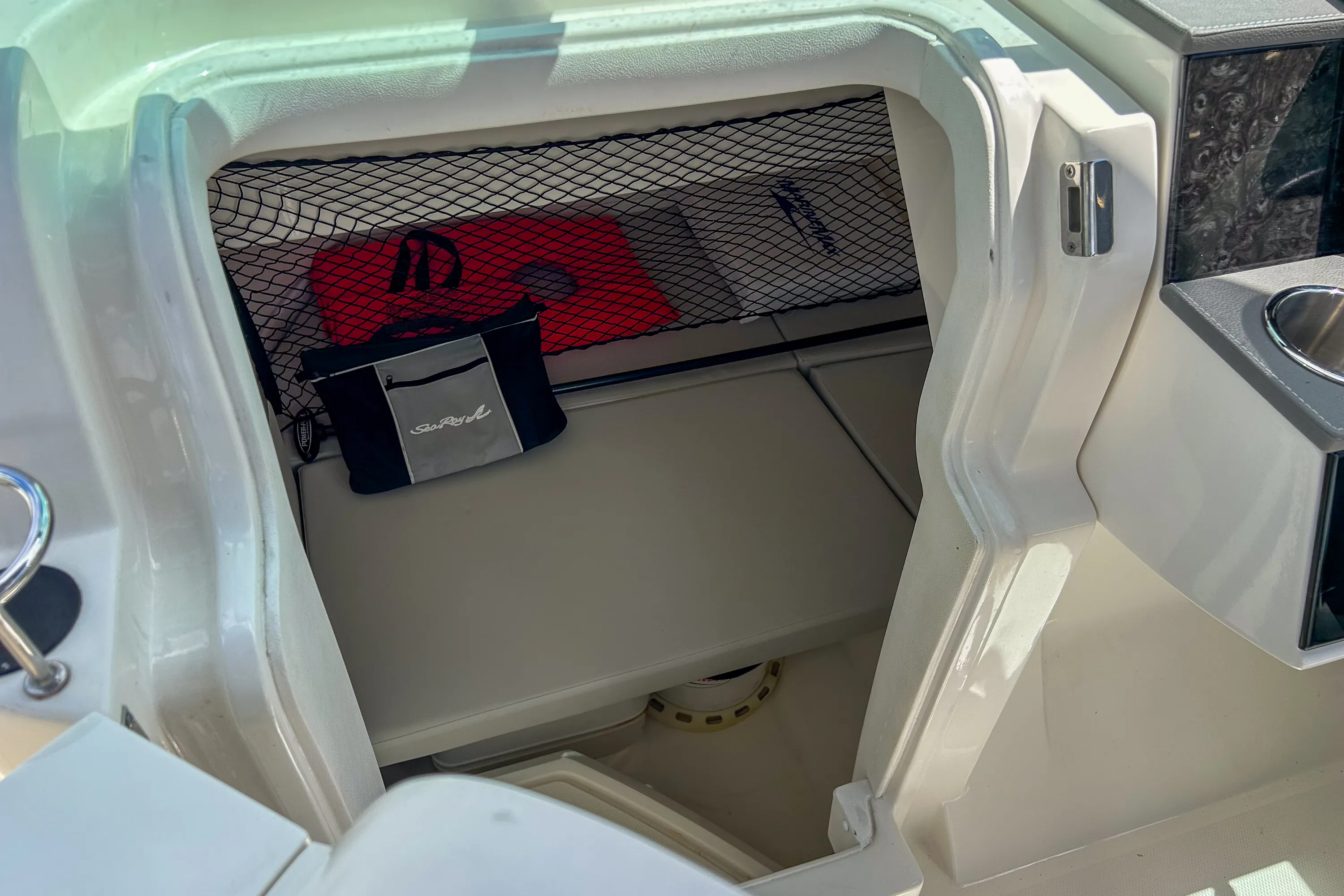 2021 Sea Ray 250 SDX OUTBOARD Image Thumbnail #21