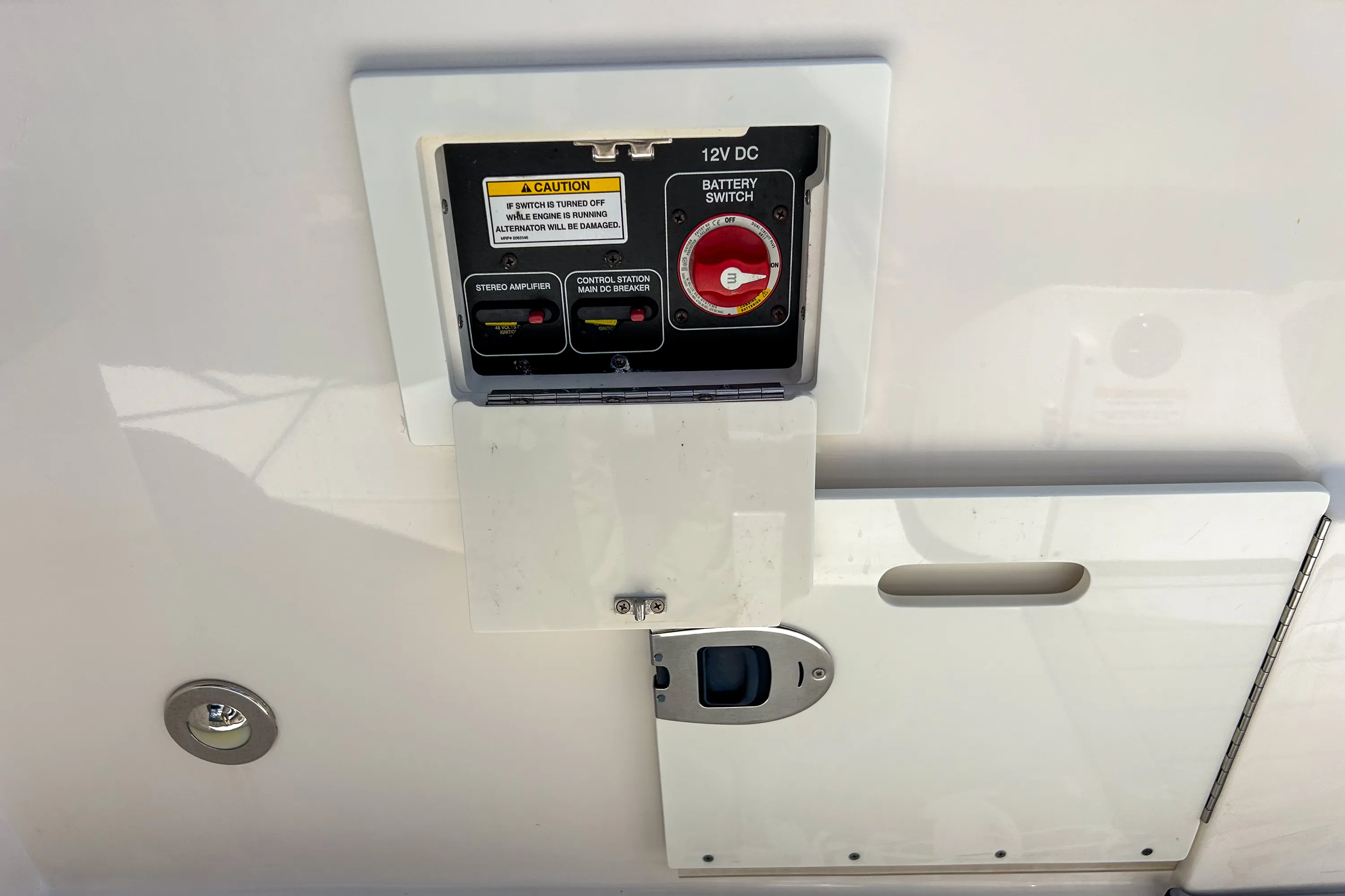 2021 Sea Ray 250 SDX OUTBOARD Image Thumbnail #26