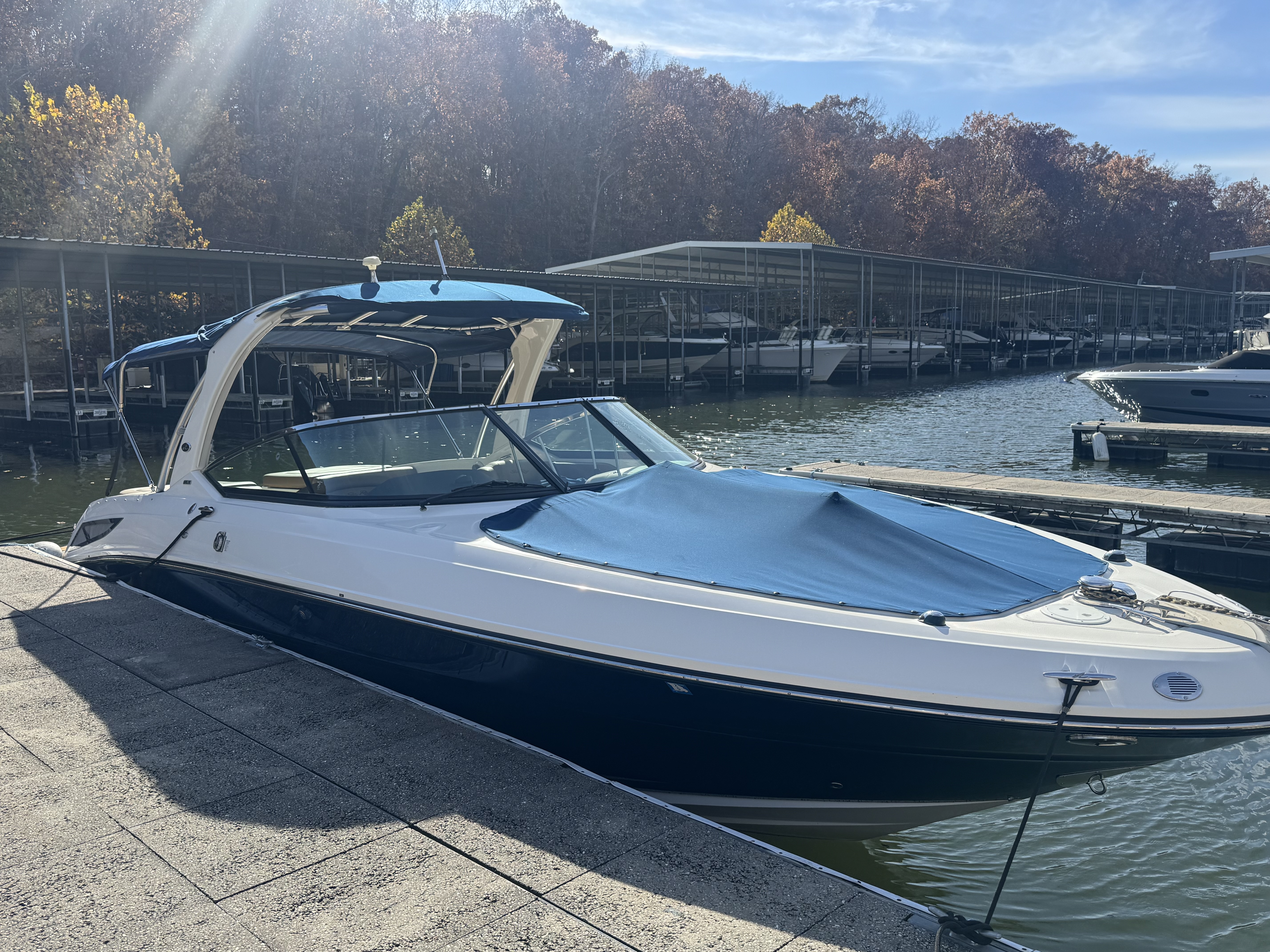 2014 Sea Ray 300 SLX Image Thumbnail #4