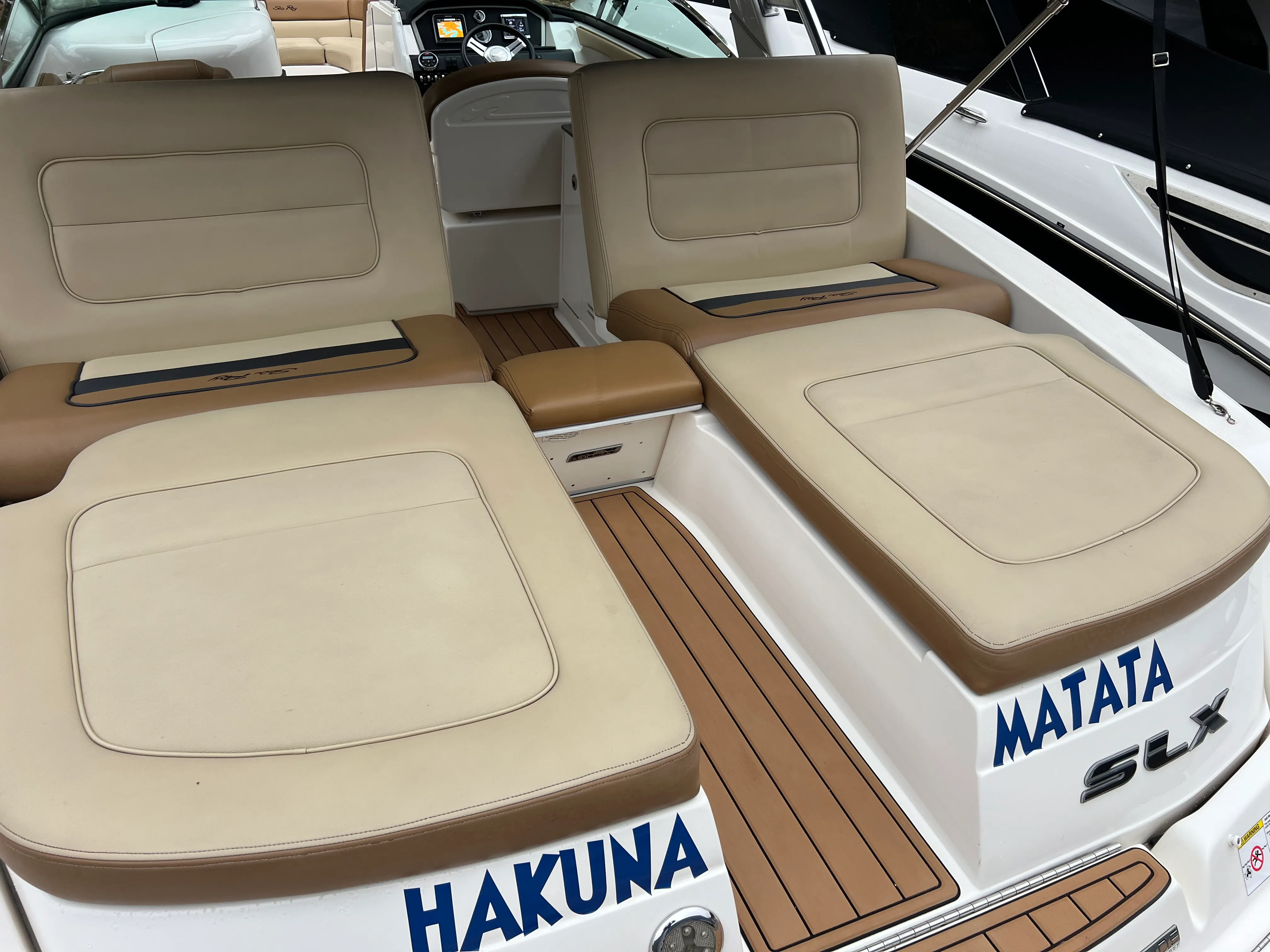 2014 Sea Ray 300 SLX Image Thumbnail #9