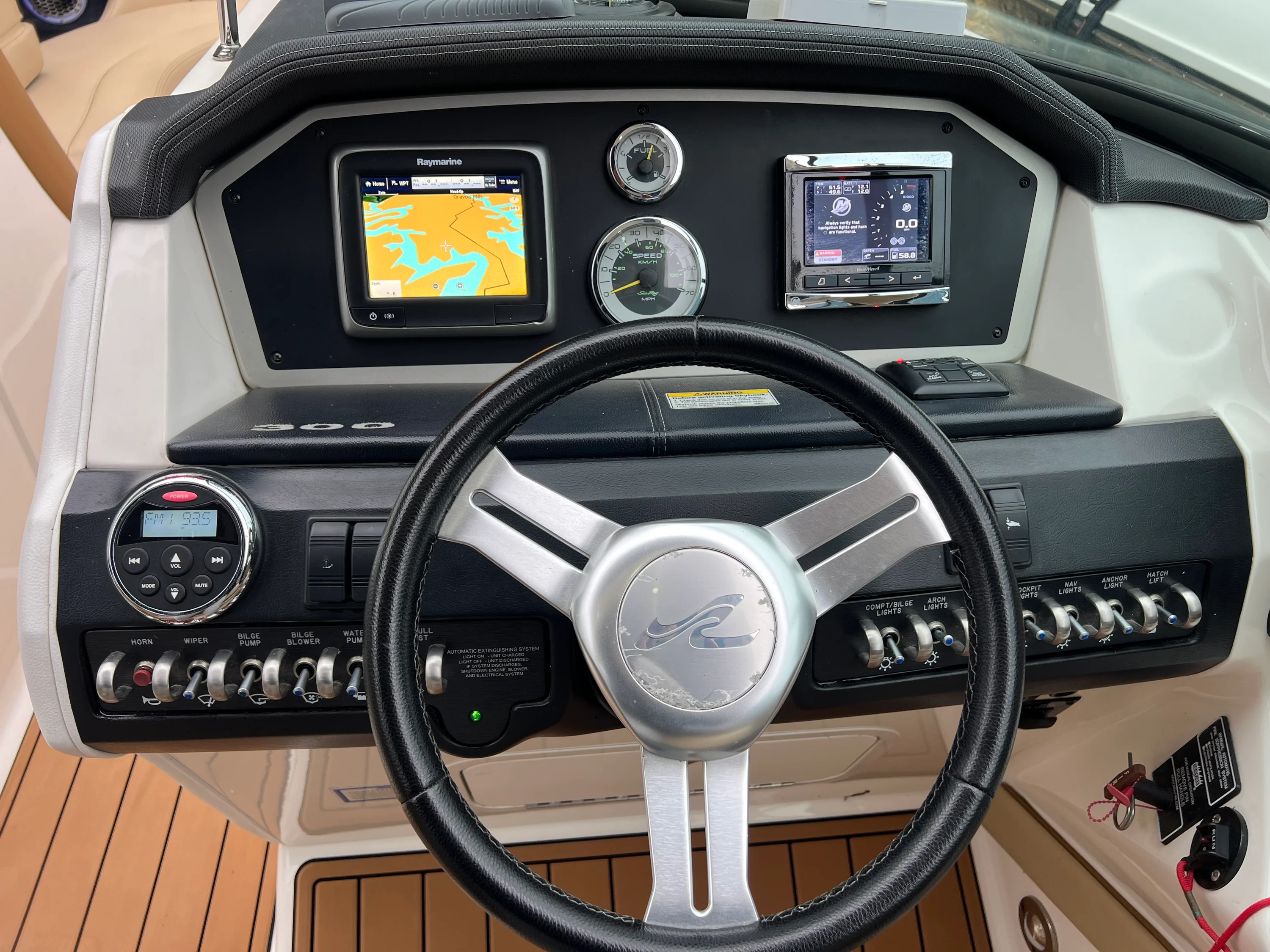 2014 Sea Ray 300 SLX Image Thumbnail #14