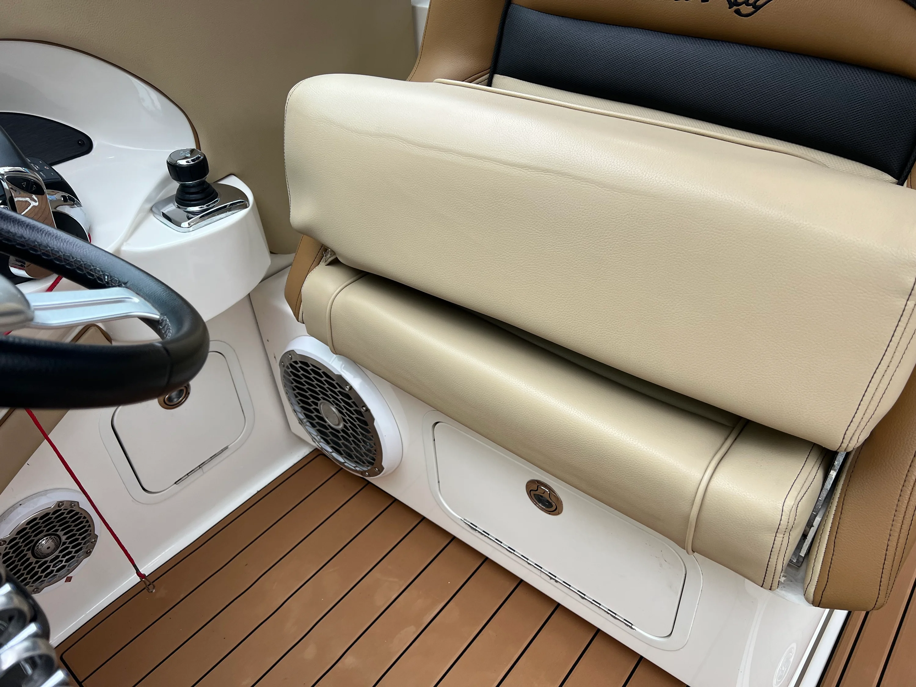 2014 Sea Ray 300 SLX Image Thumbnail #29