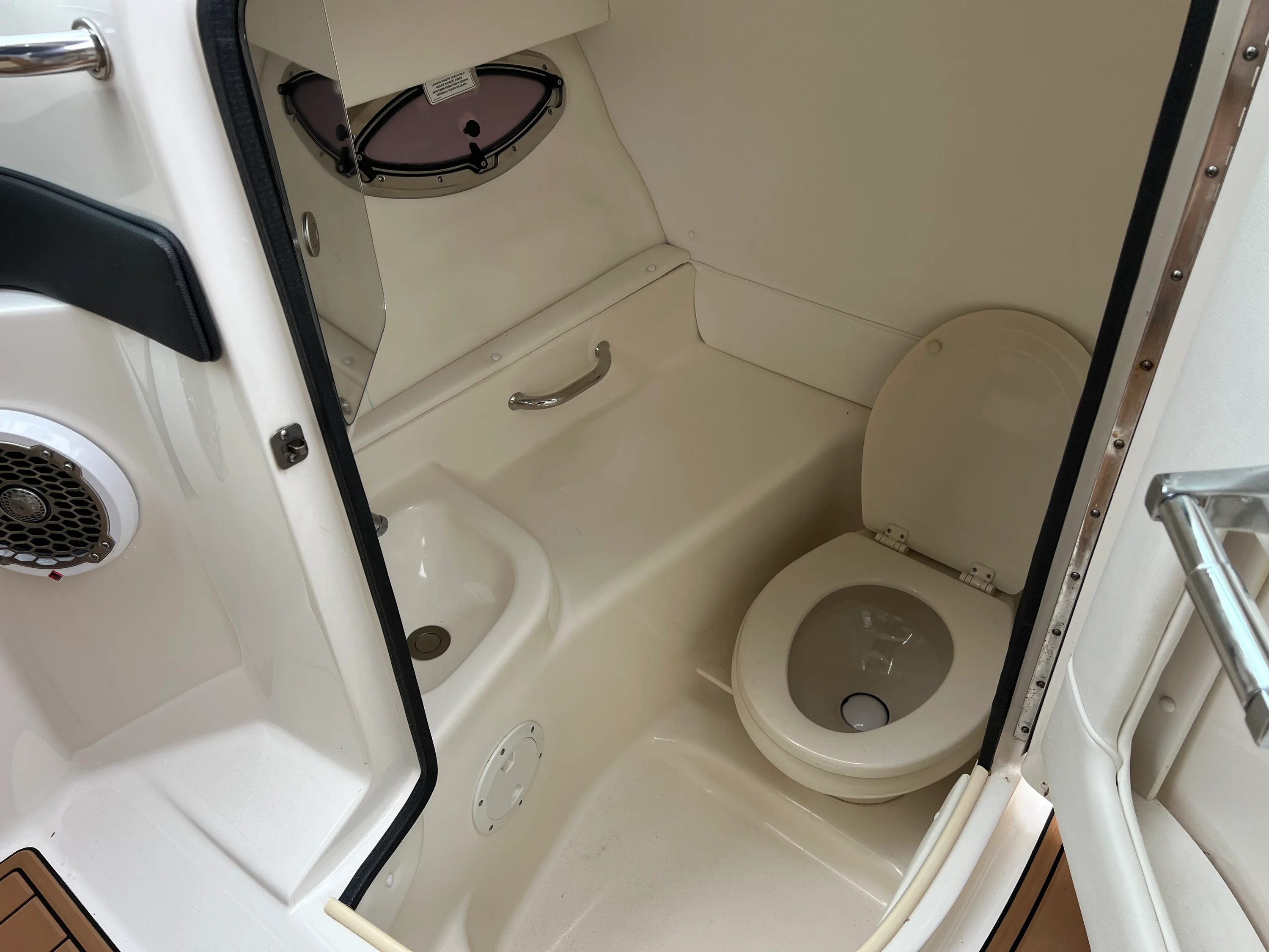 2014 Sea Ray 300 SLX Image Thumbnail #17