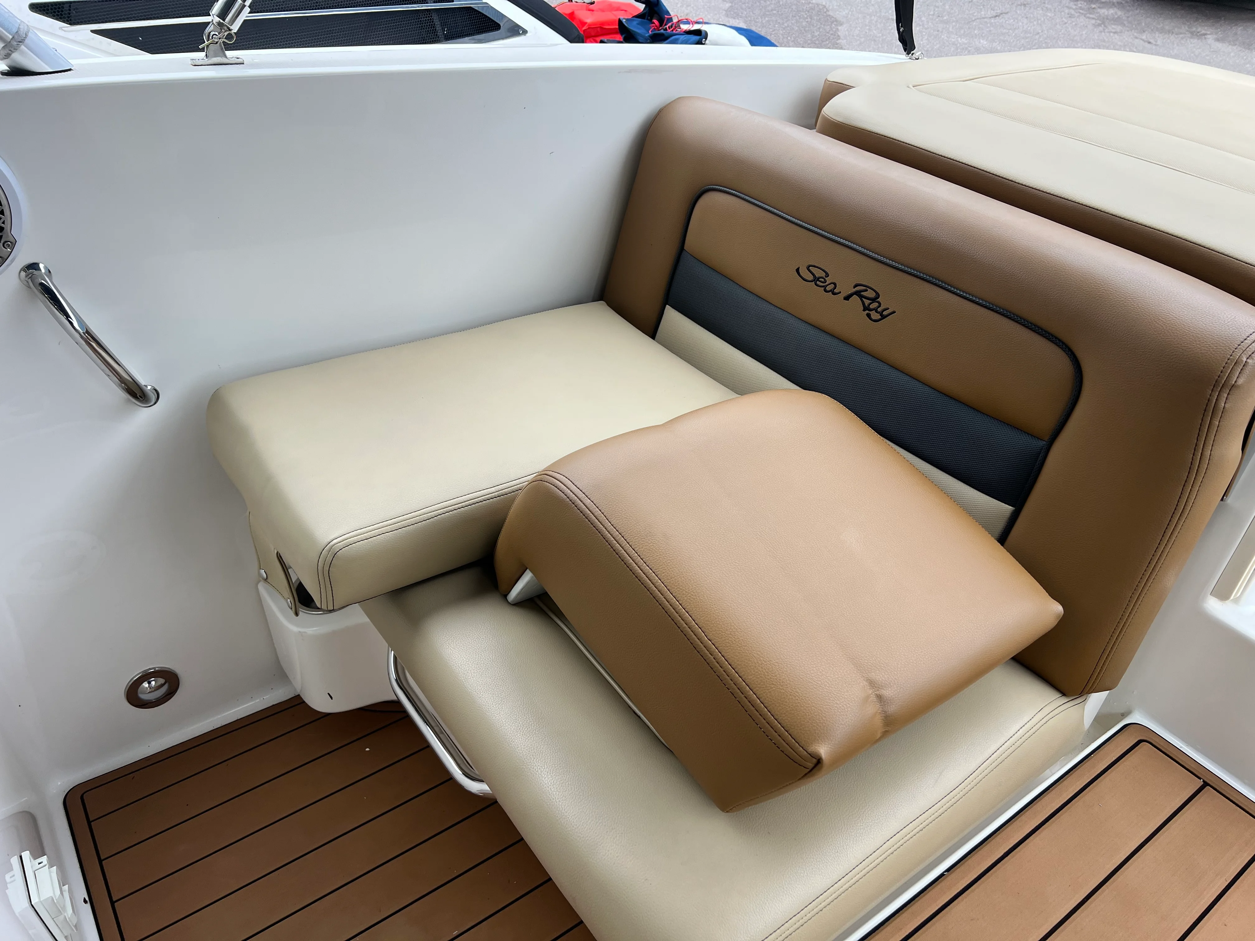 2014 Sea Ray 300 SLX Image Thumbnail #26