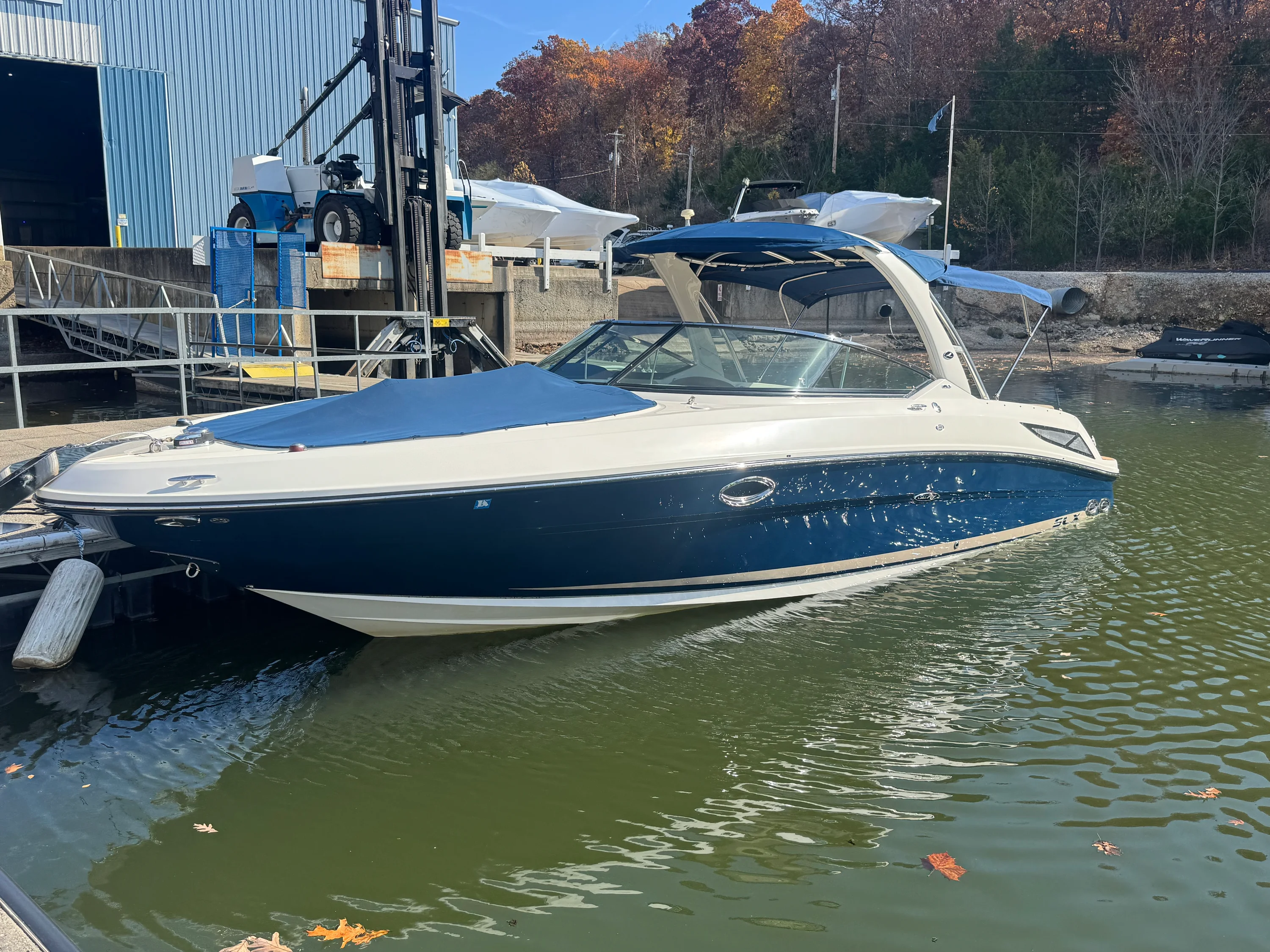 2014 Sea Ray 300 SLX Image Thumbnail #2