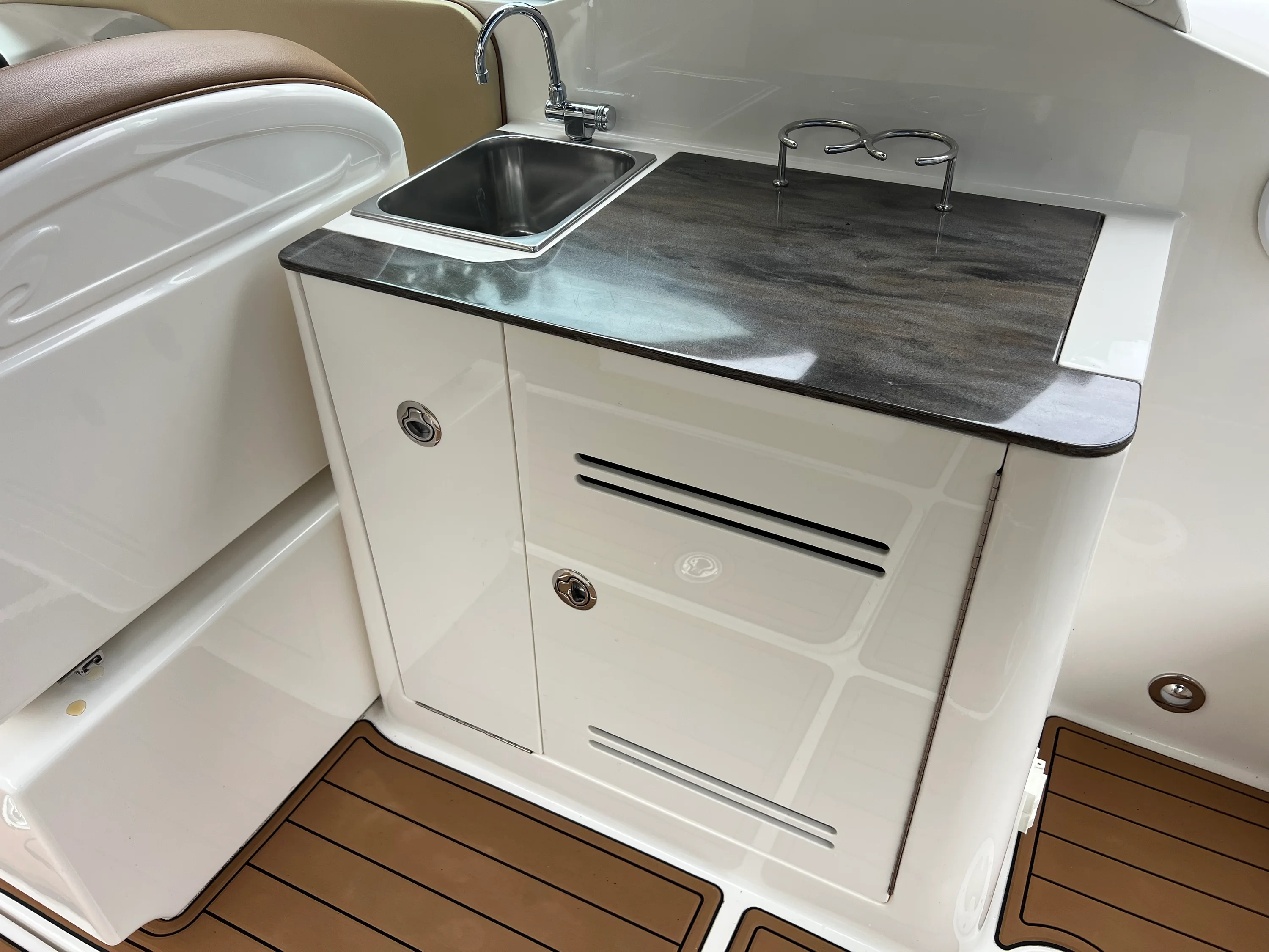 2014 Sea Ray 300 SLX Image Thumbnail #6