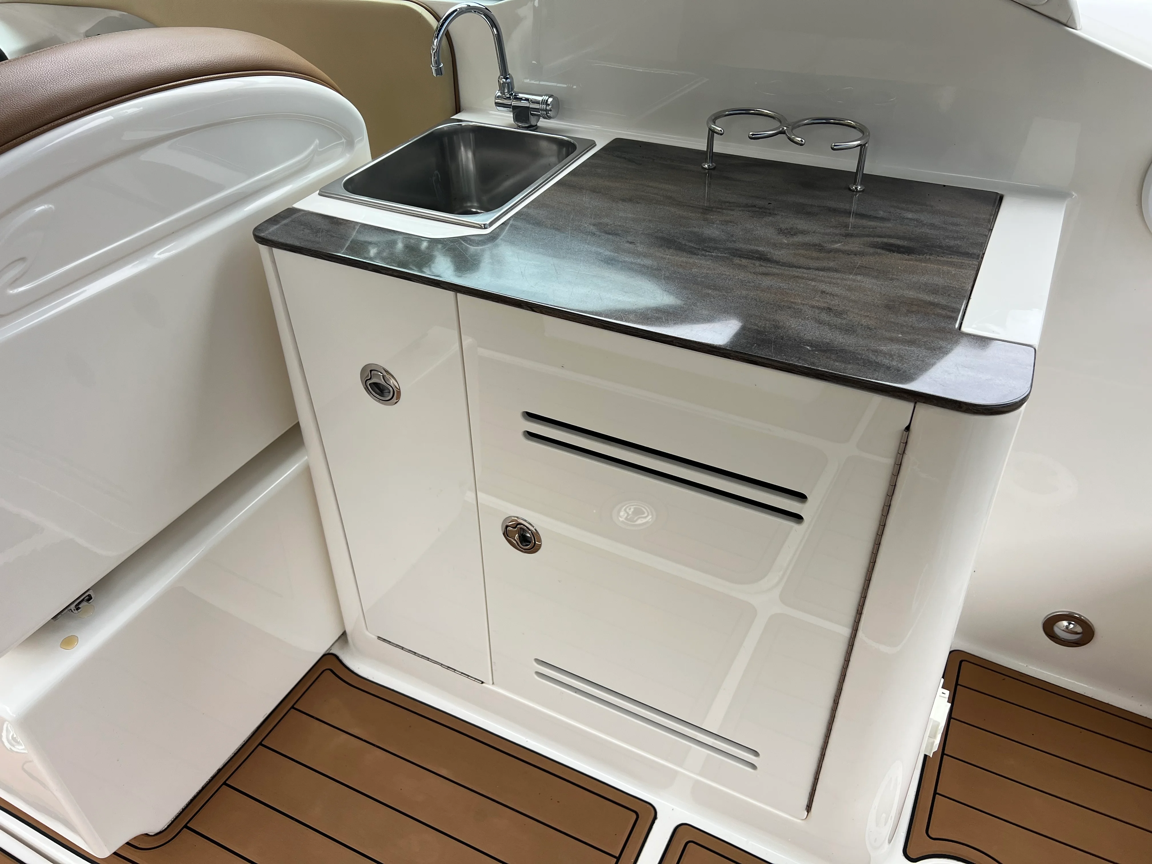 2014 Sea Ray 300 SLX Image Thumbnail #6