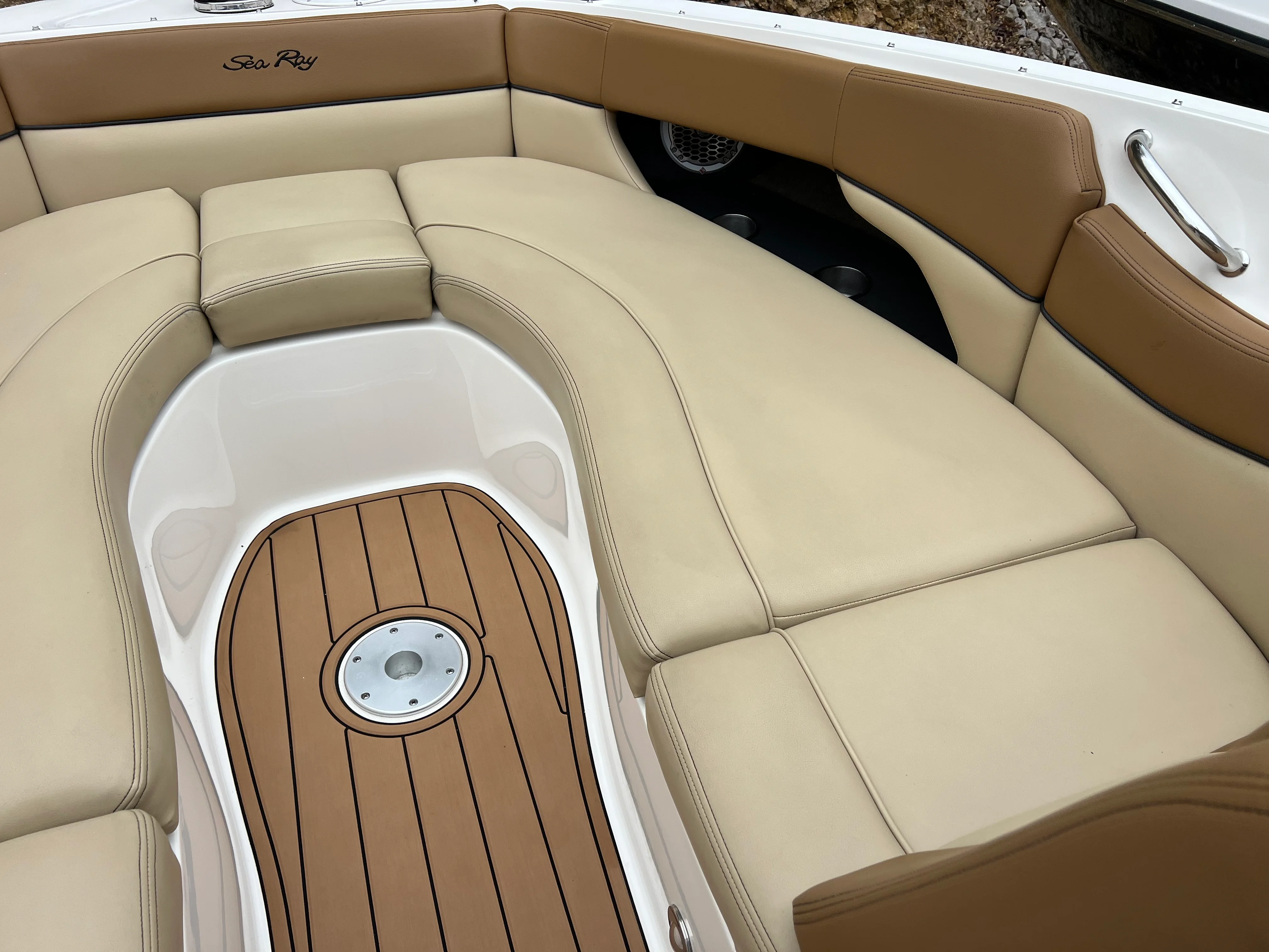 2014 Sea Ray 300 SLX Image Thumbnail #33