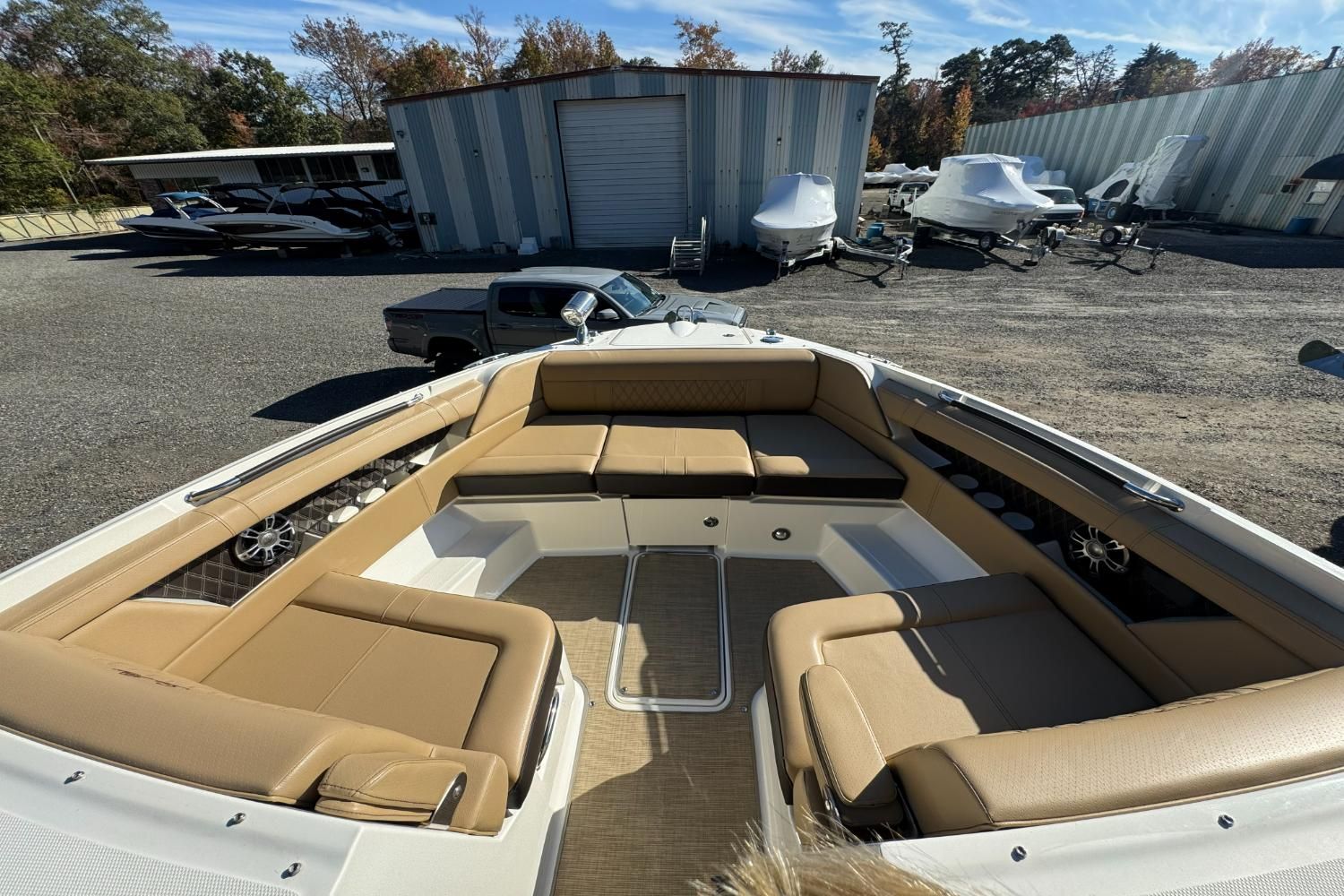 2019 Sea Ray SLX 350 Image Thumbnail #42