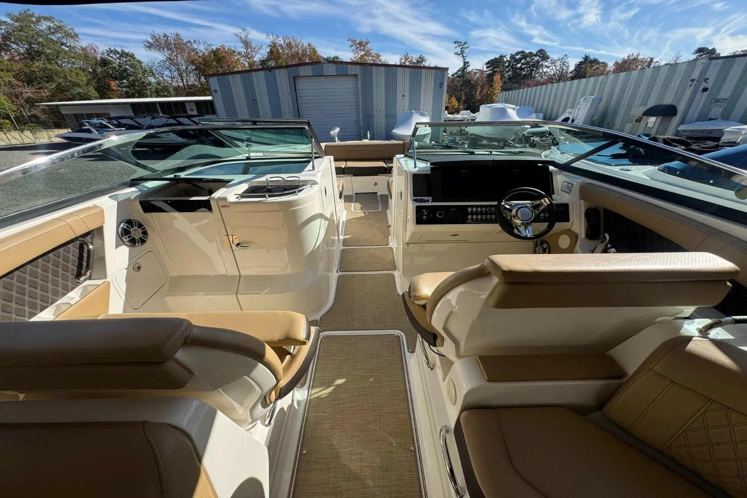 2019 Sea Ray SLX 350 Image Thumbnail #24