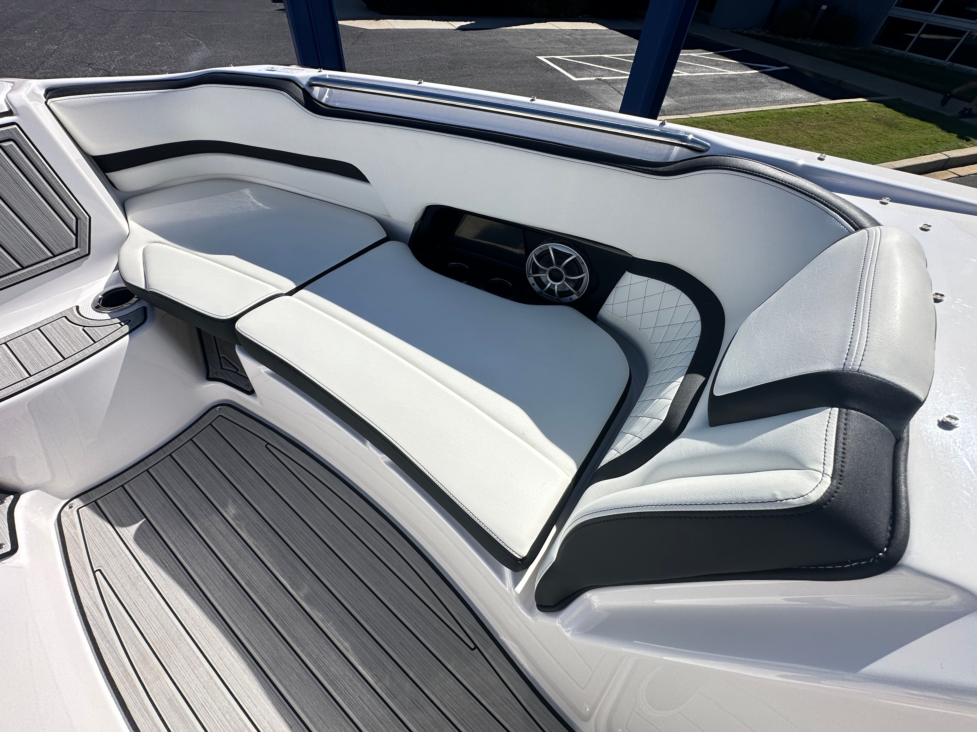 2024 Yamaha 252SE Image Thumbnail #7