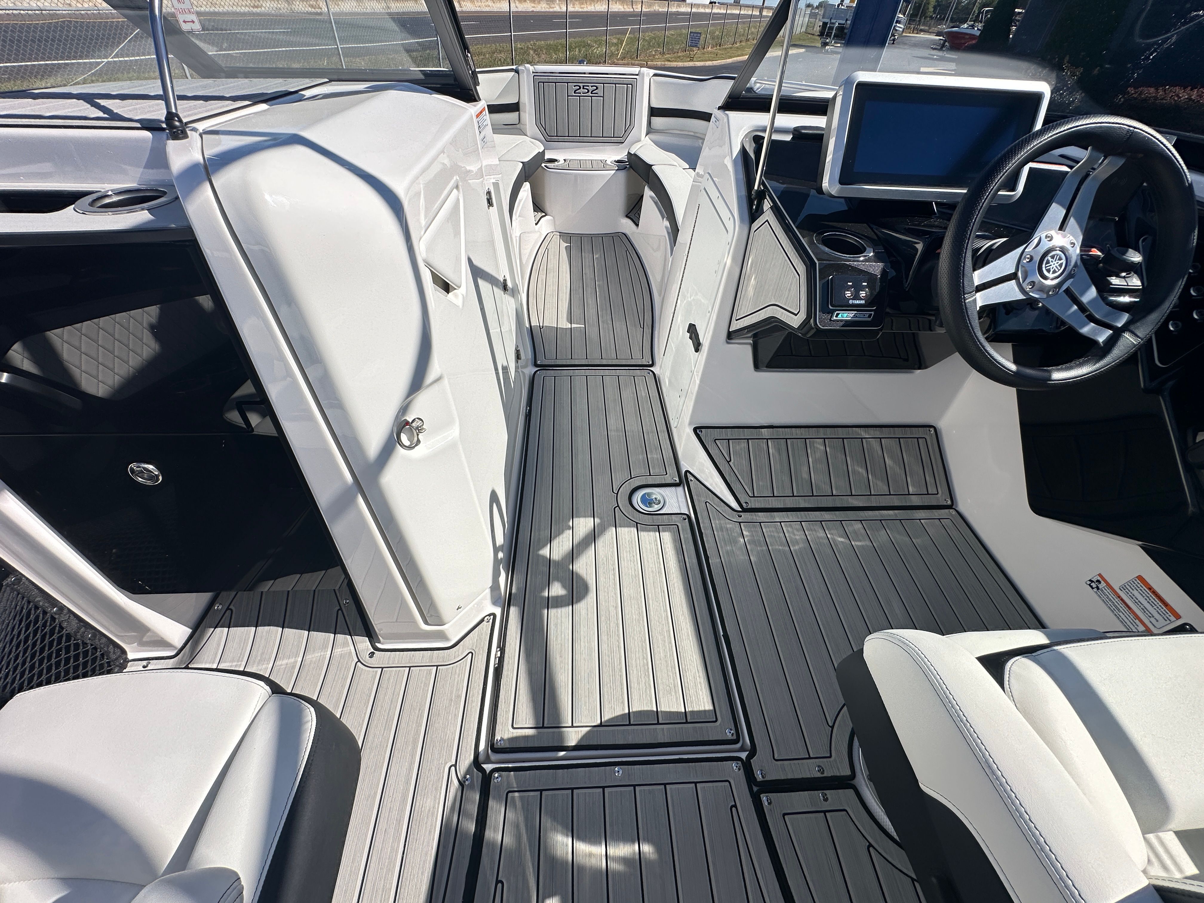 2024 Yamaha 252SE Image Thumbnail #22