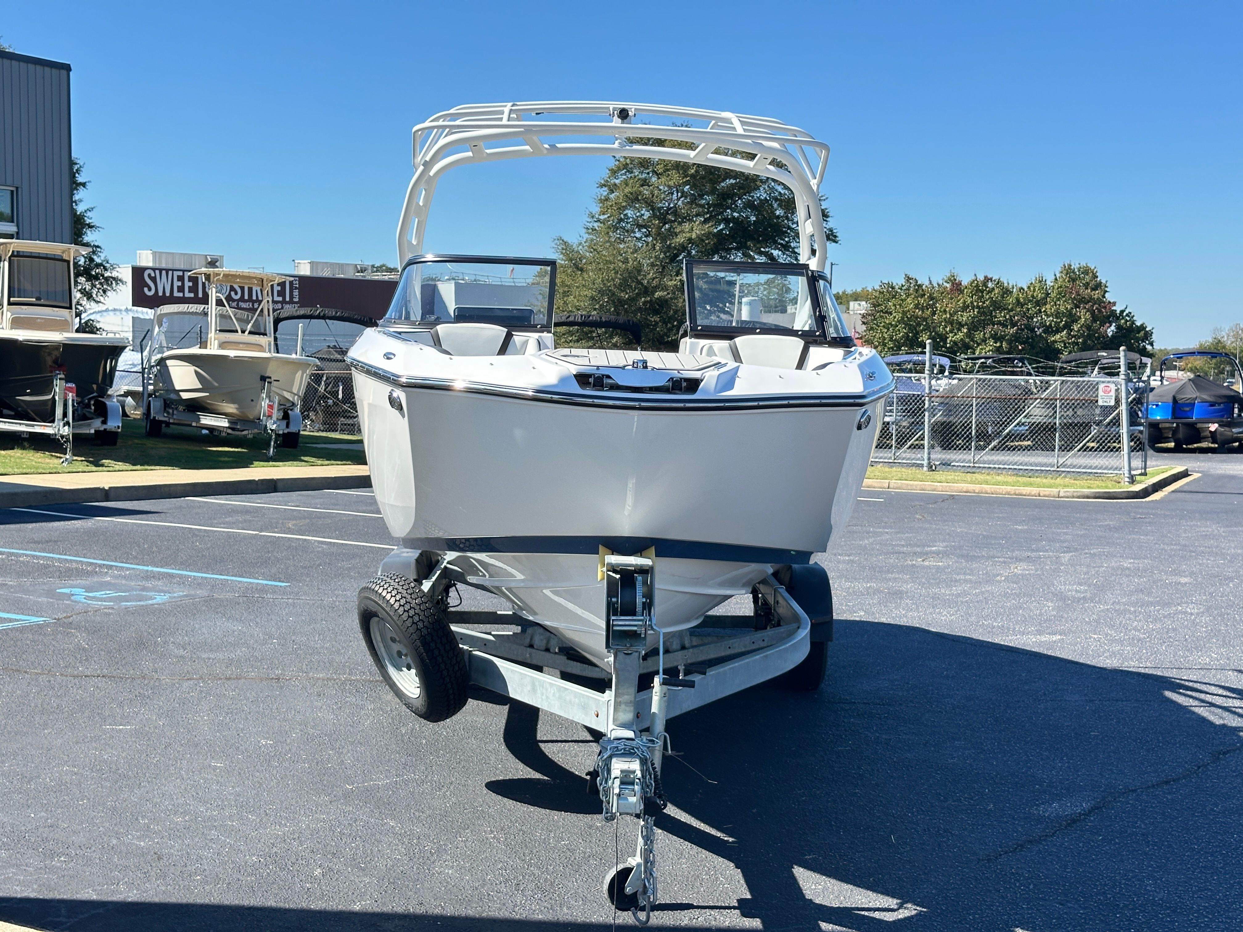 2024 Yamaha 252SE Image Thumbnail #1