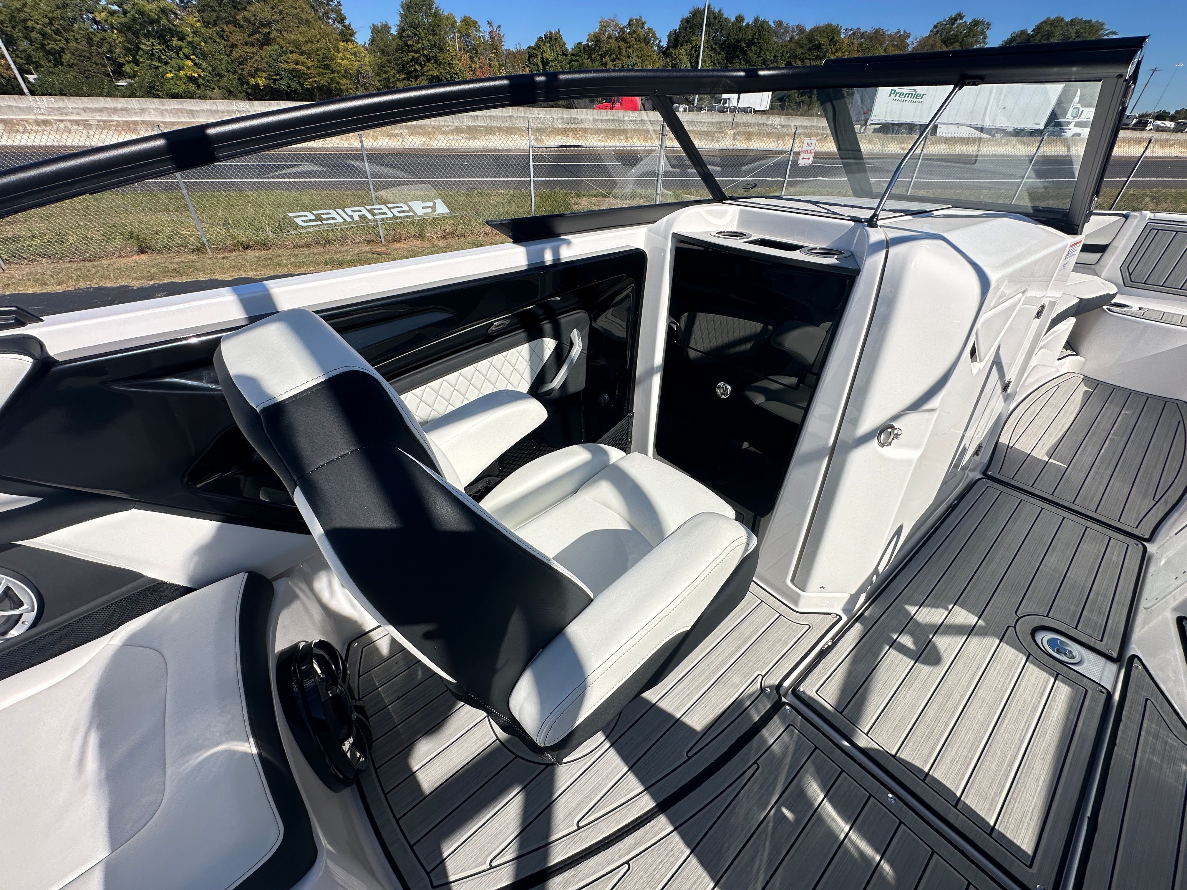 2024 Yamaha 252SE Image Thumbnail #21