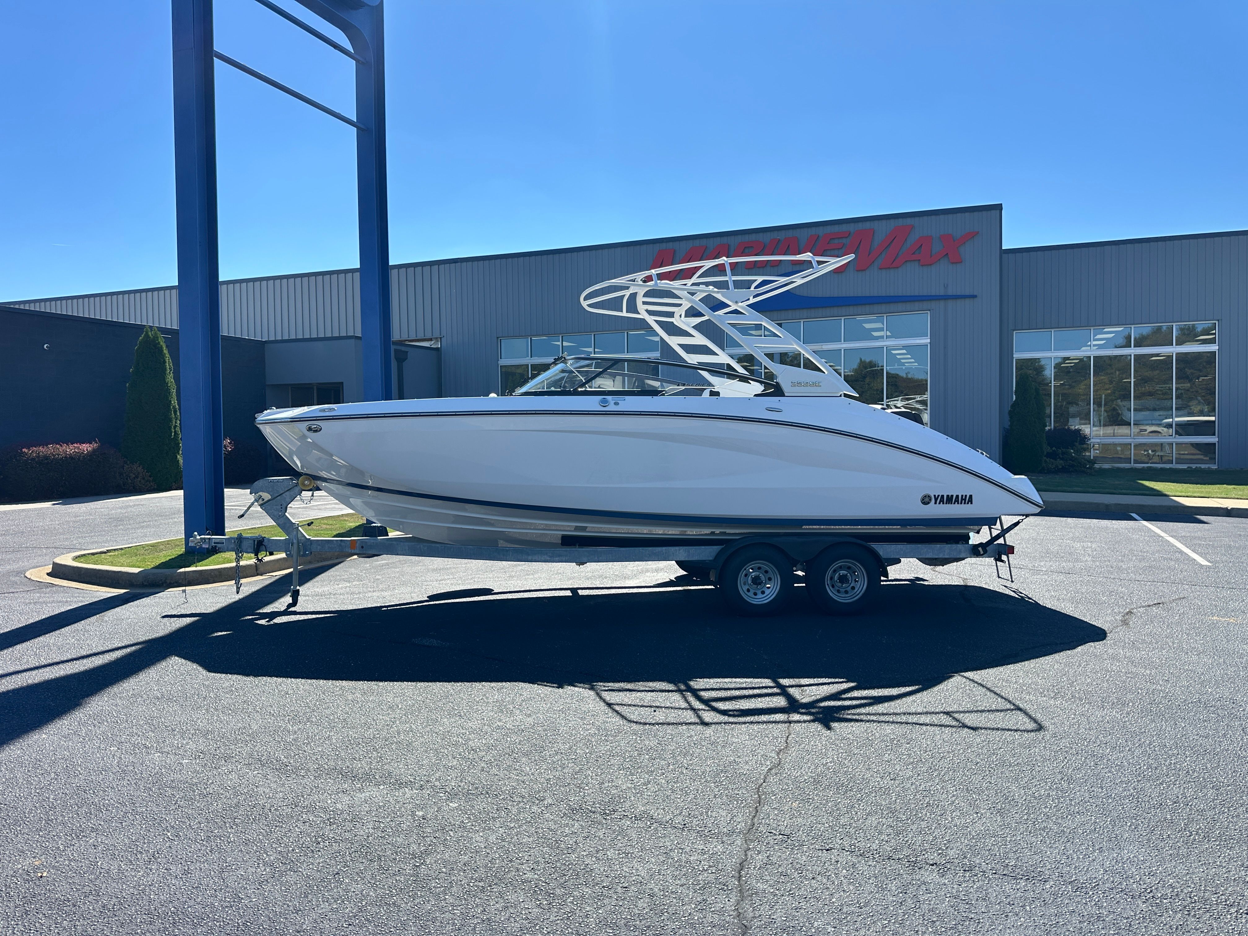 2024 Yamaha 252SE Image Thumbnail #0