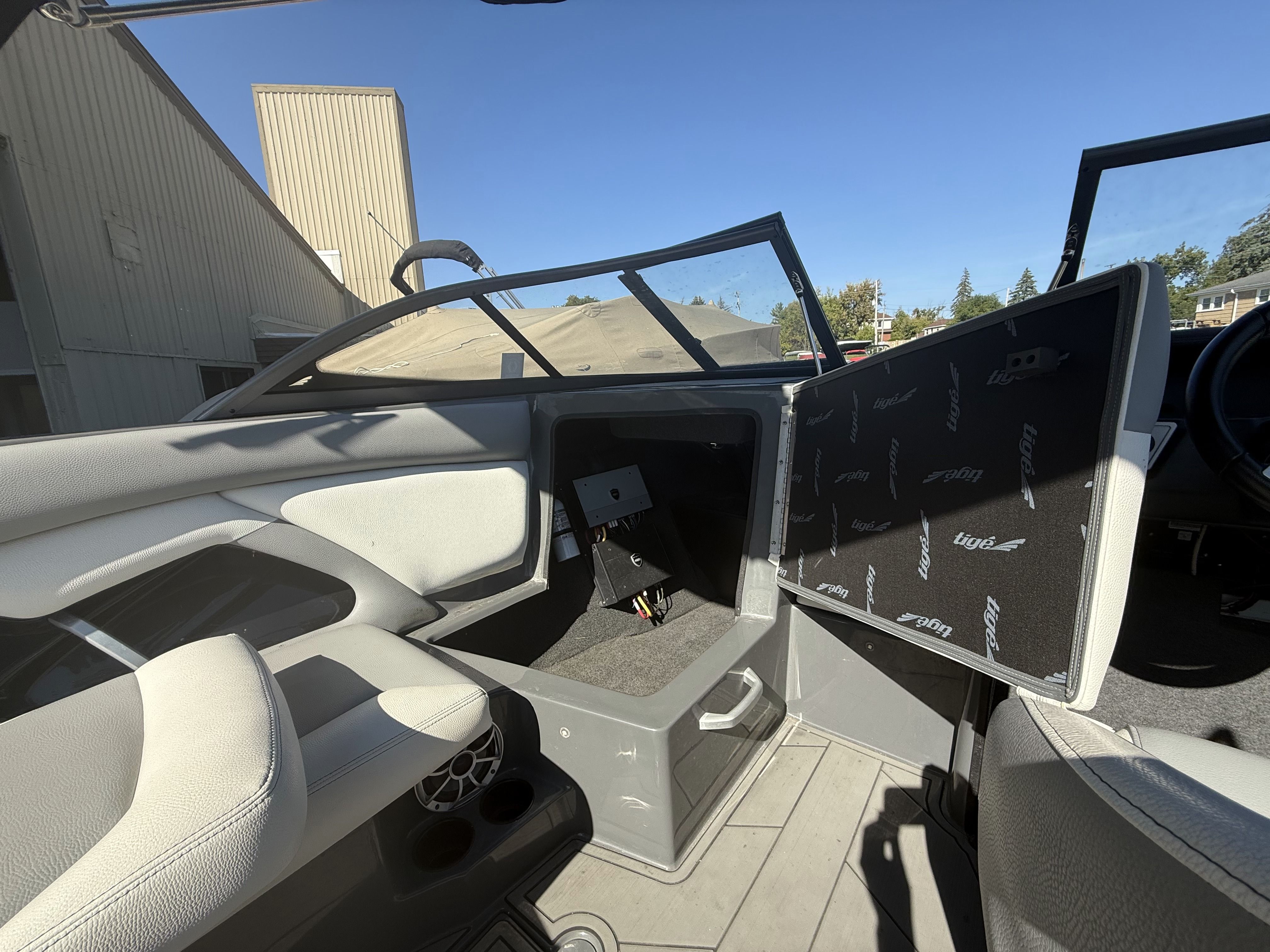 2018 Tige R21 Image Thumbnail #16