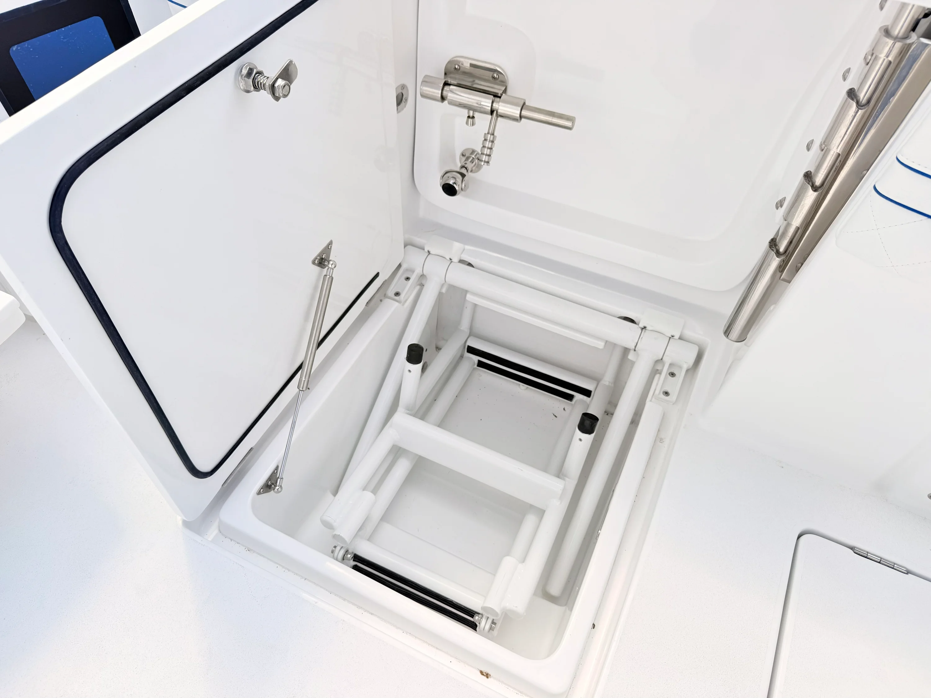 2026 Intrepid 41 Valor Image Thumbnail #23