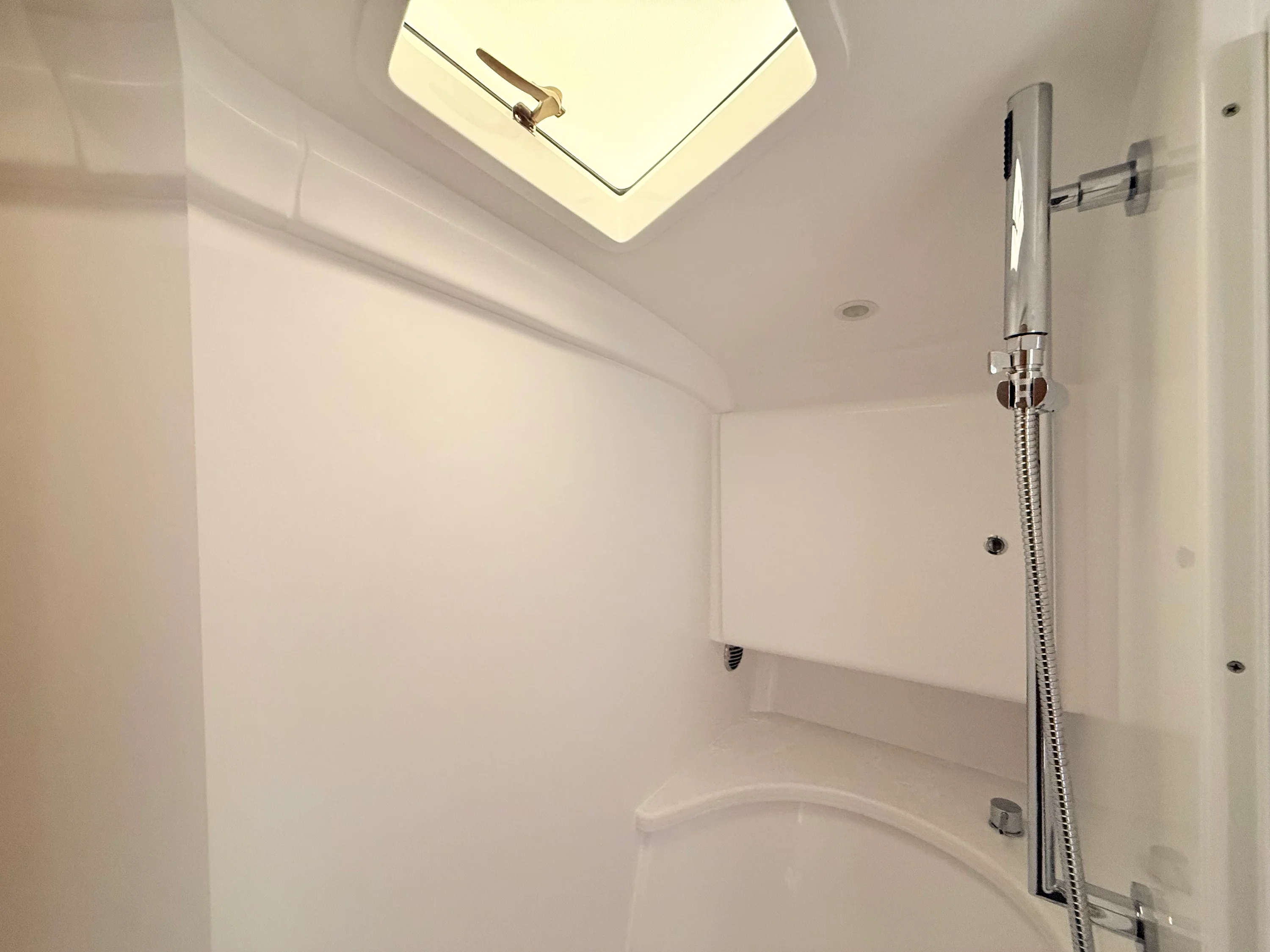 2026 Intrepid 41 Valor Image Thumbnail #61