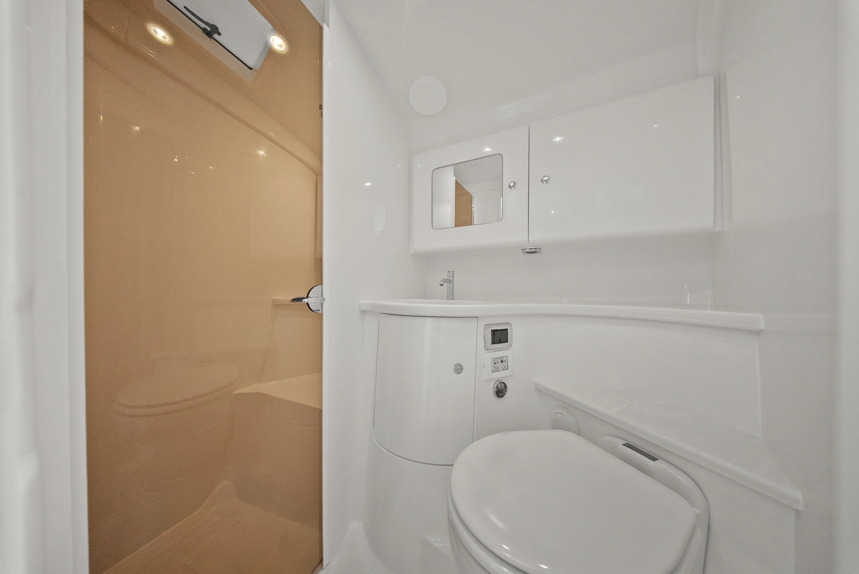 2026 Intrepid 41 Valor Image Thumbnail #33