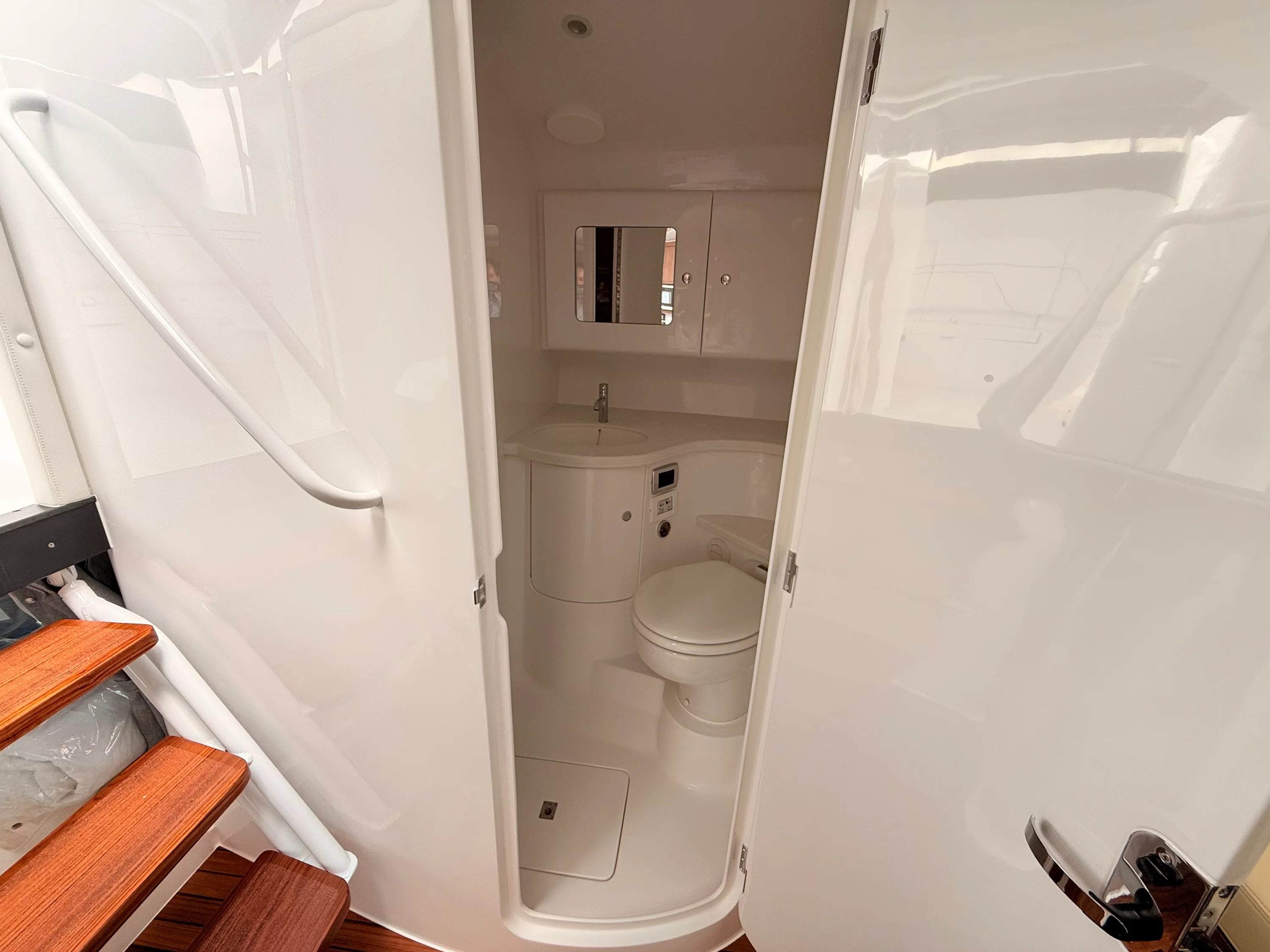 2026 Intrepid 41 Valor Image Thumbnail #59